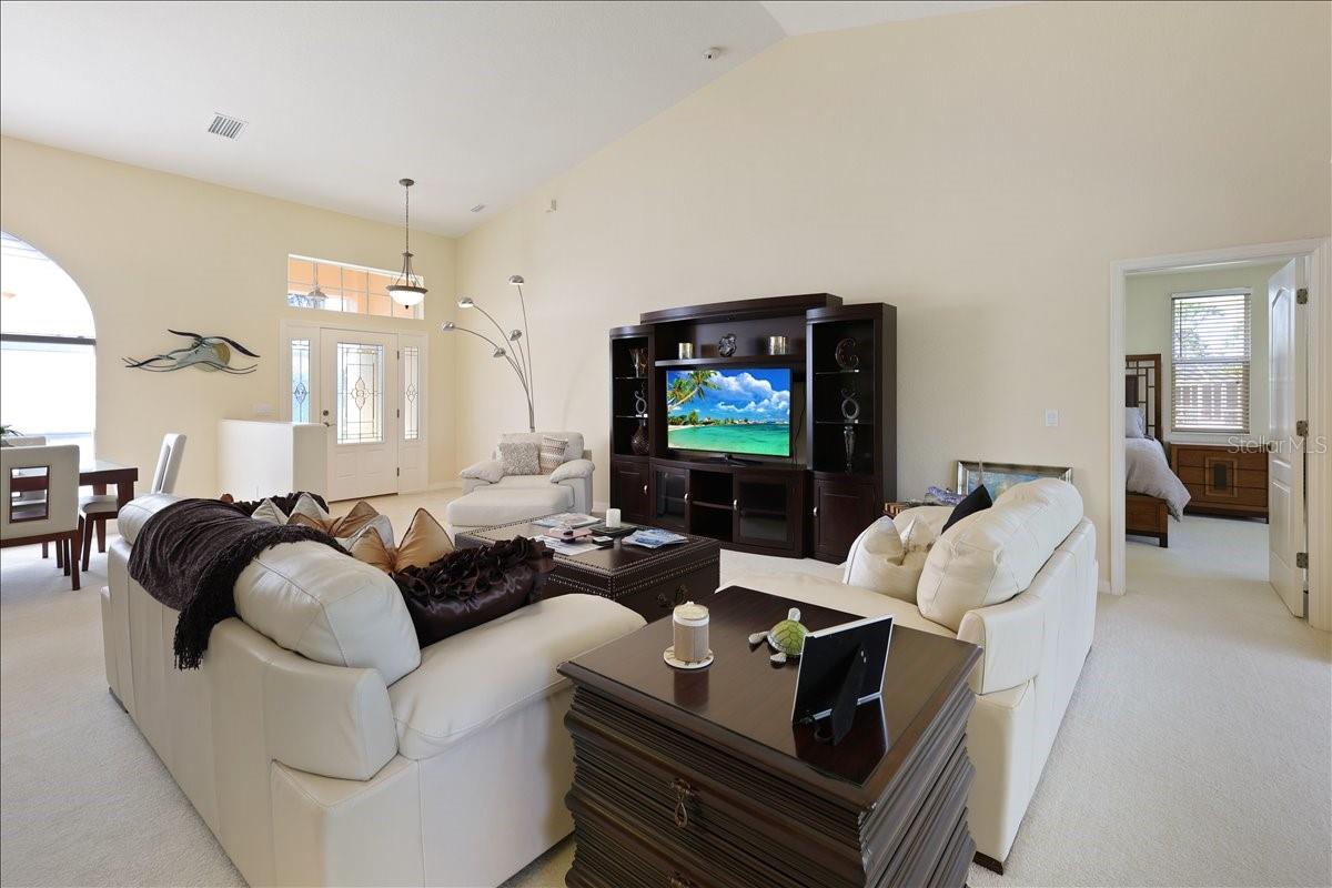 127 WHITE MARSH LN, ROTONDA WEST, FL — photo 19