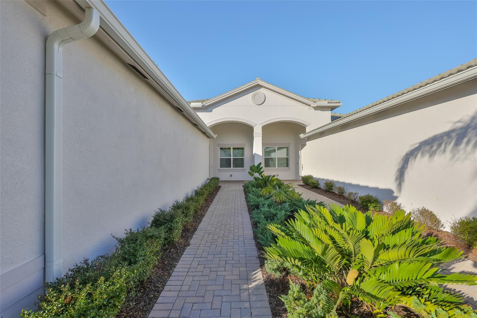 4906 AVILA LAKES DR, WIMAUMA, FL — photo 3
