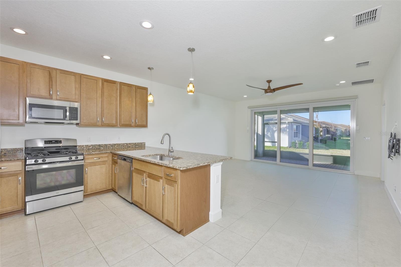 4906 AVILA LAKES DR, WIMAUMA, FL — photo 7