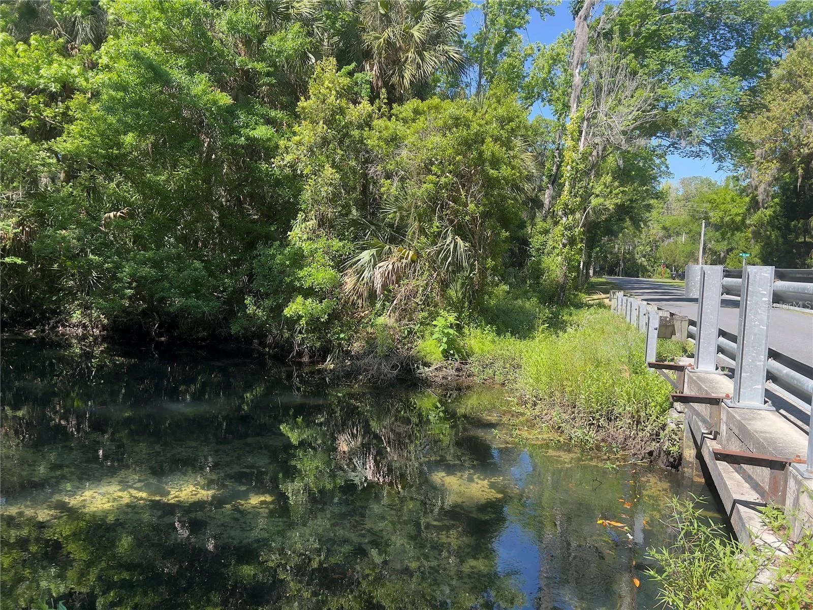332 NW CRYSTAL ST, CRYSTAL RIVER, FL — photo 6