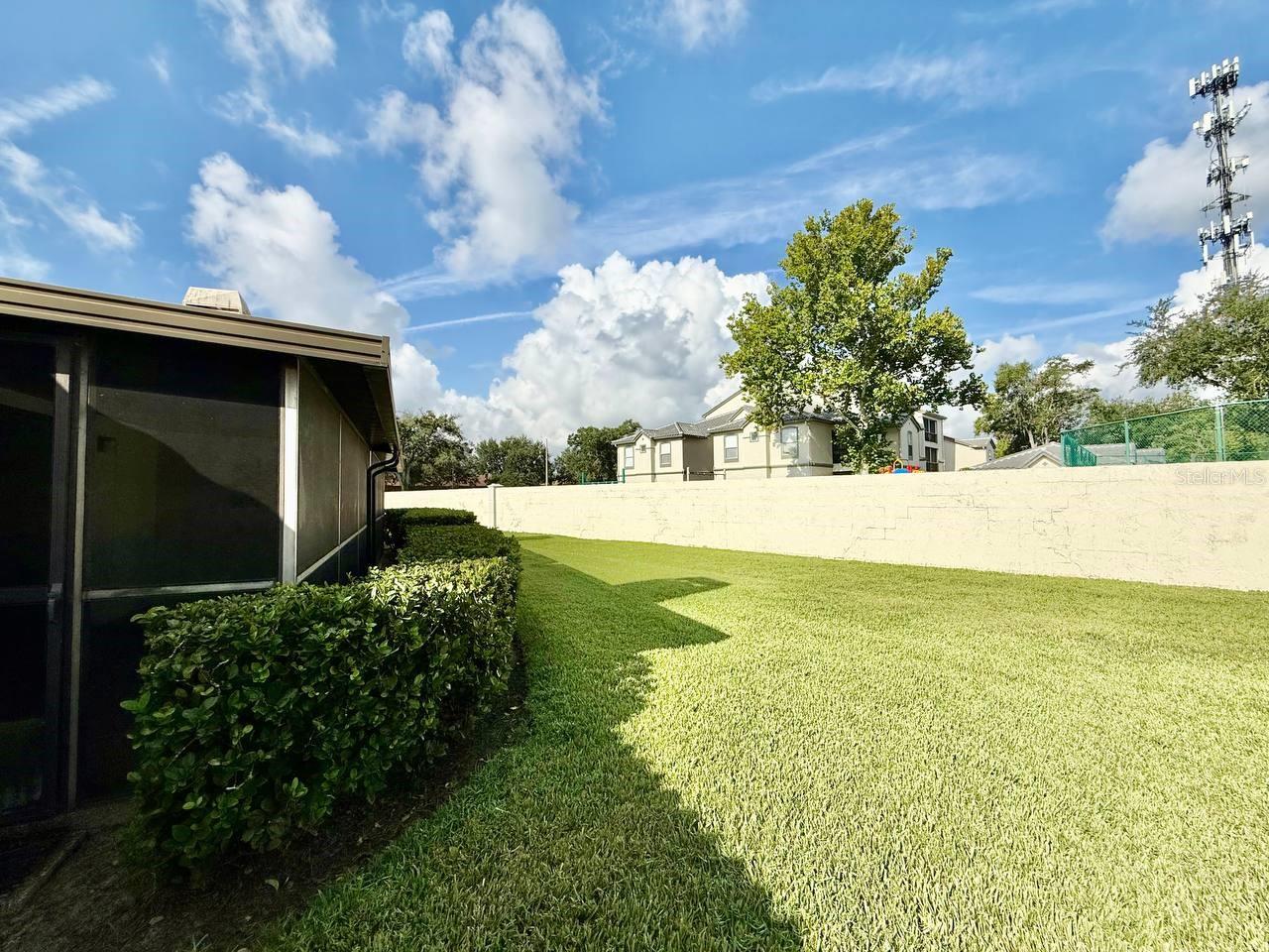 18308 AINTREE CT, TAMPA, FL