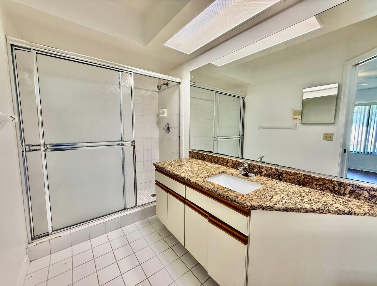 18308 AINTREE CT, TAMPA, FL — photo 13