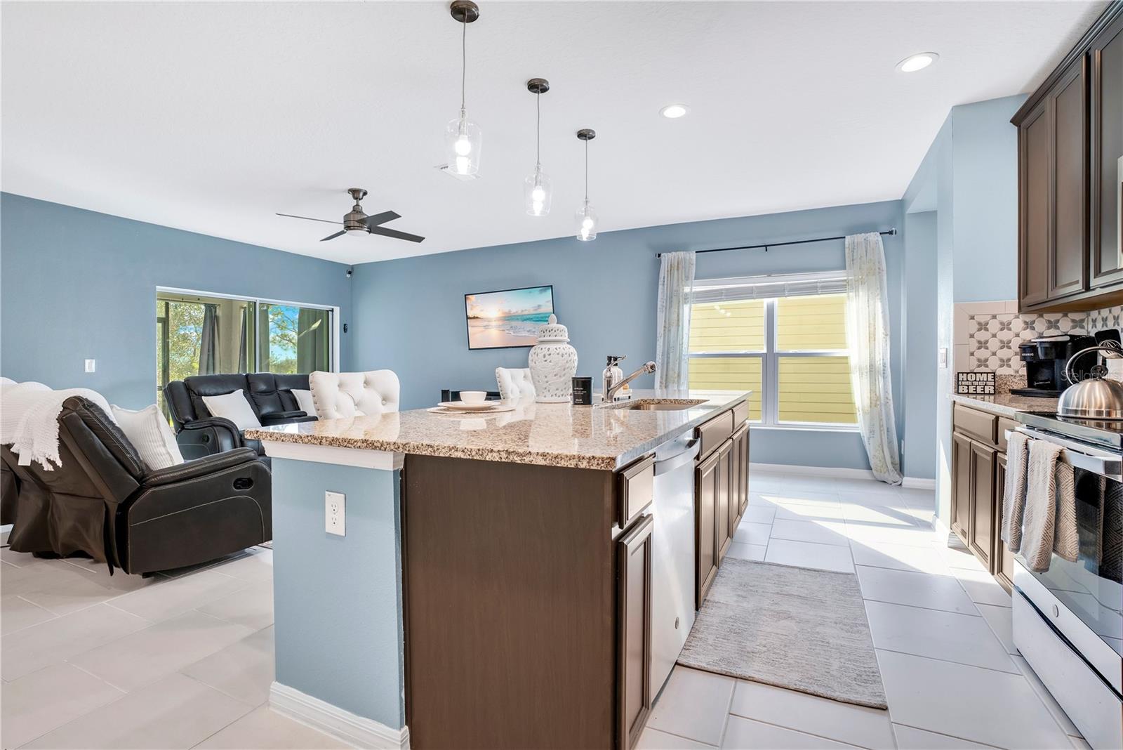 3034 SUNSCAPE TER, GROVELAND, FL — photo 12