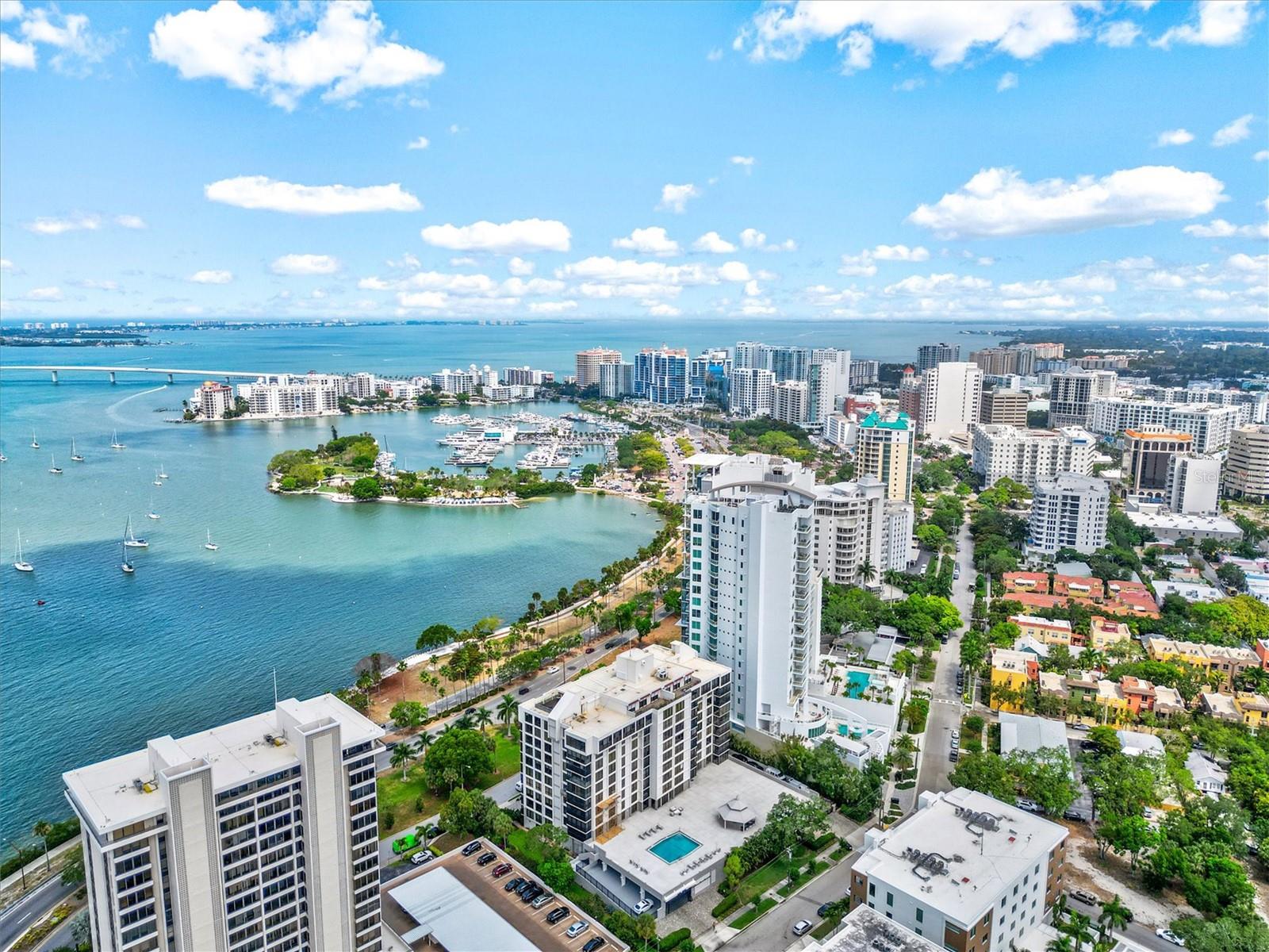 707 S GULFSTREAM AVE #906, SARASOTA, FL — photo 43