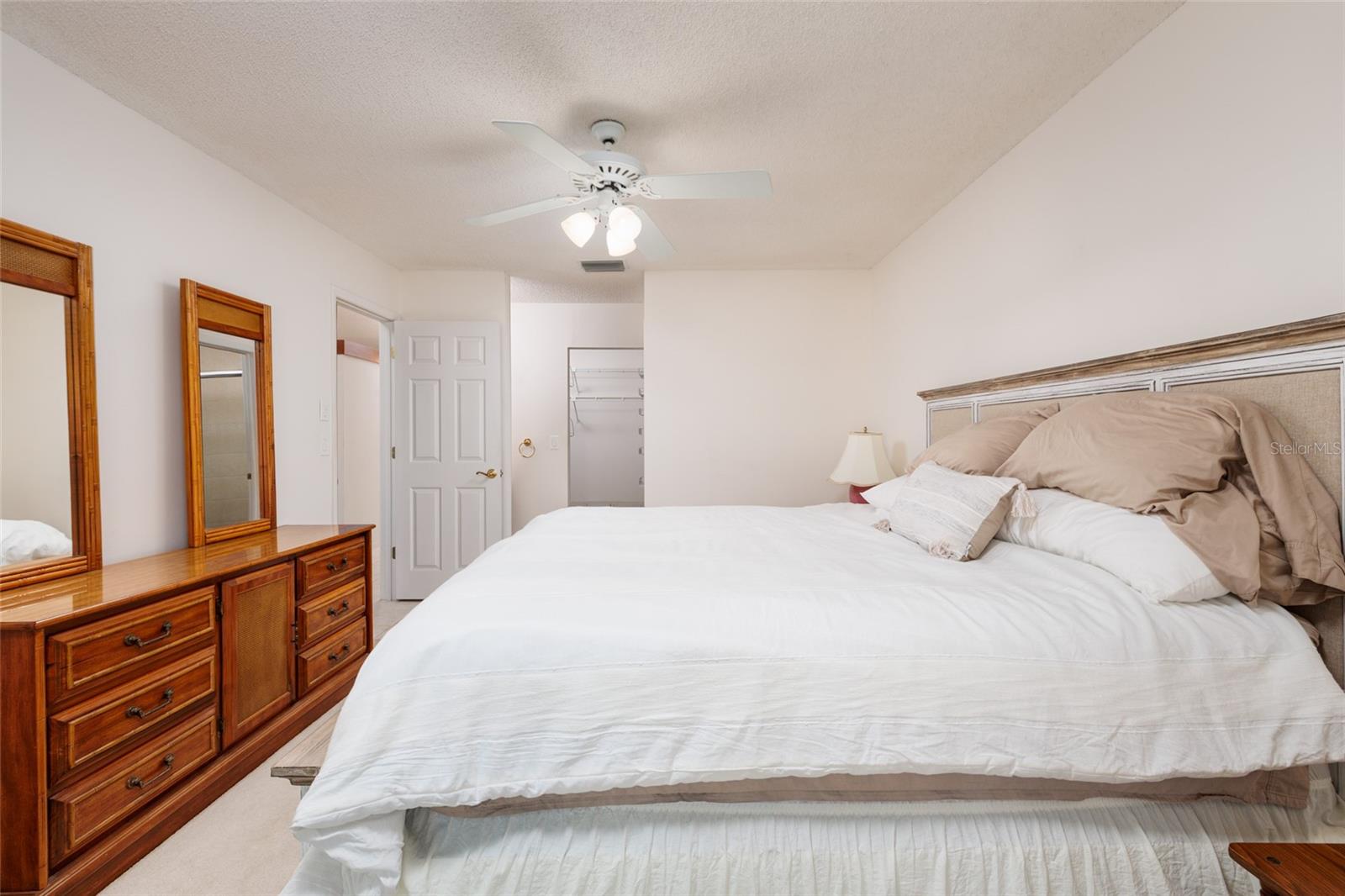 216 SUN VISTA CT S, TREASURE ISLAND, FL — photo 15