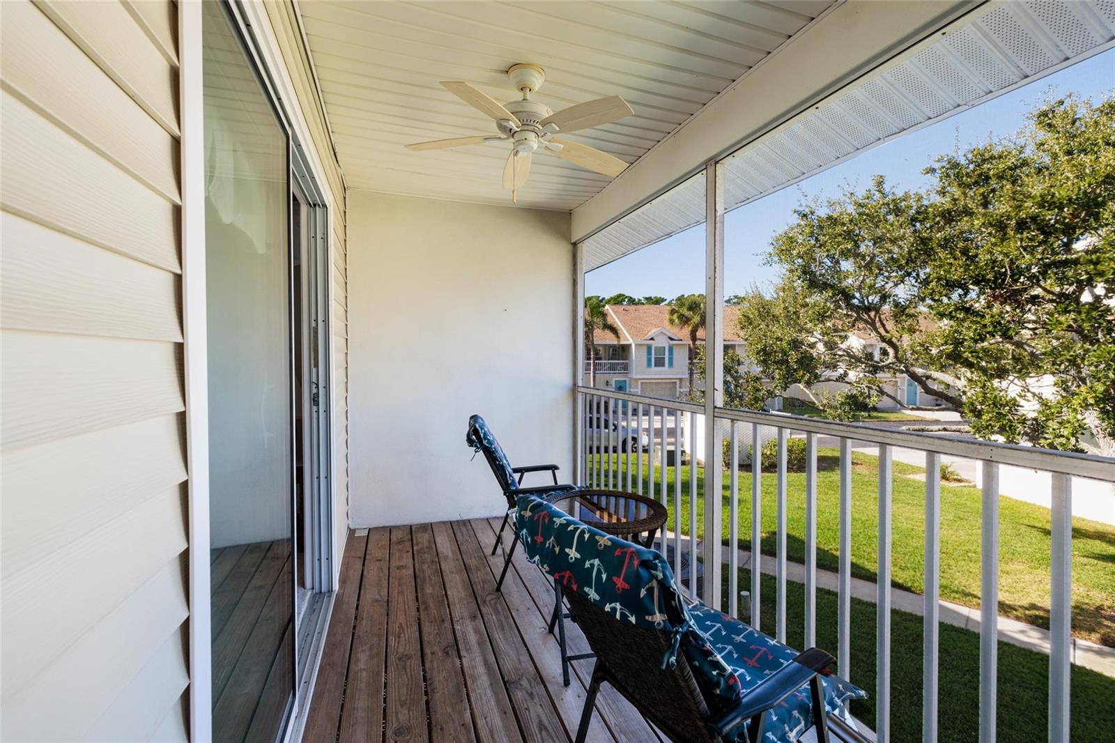 216 SUN VISTA CT S, TREASURE ISLAND, FL — photo 32