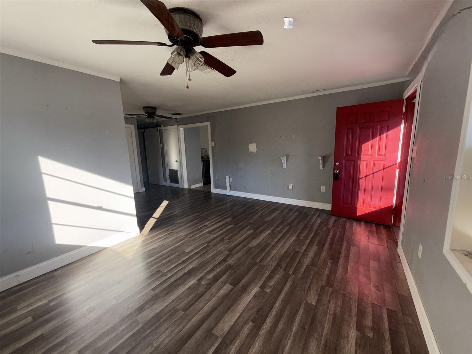 285 E LAKE ST, UMATILLA, FL — photo 8