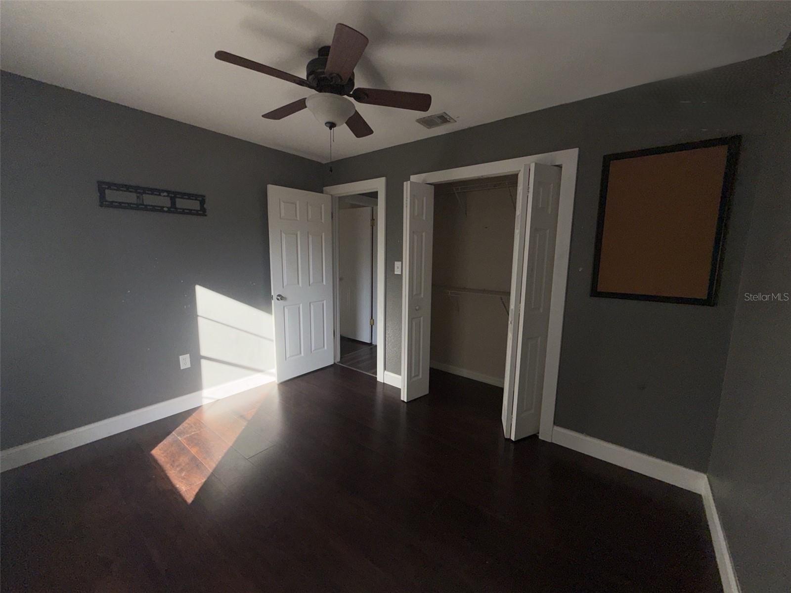 285 E LAKE ST, UMATILLA, FL — photo 36