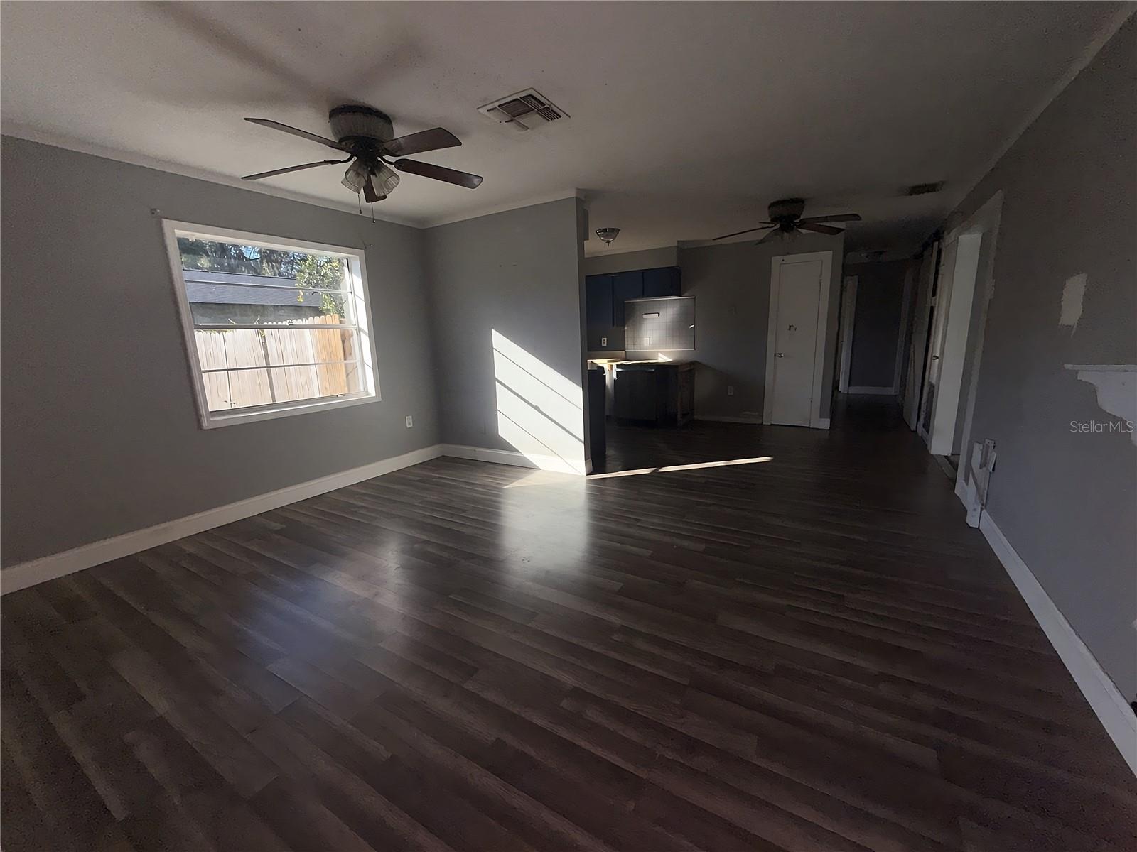 285 E LAKE ST, UMATILLA, FL — photo 39