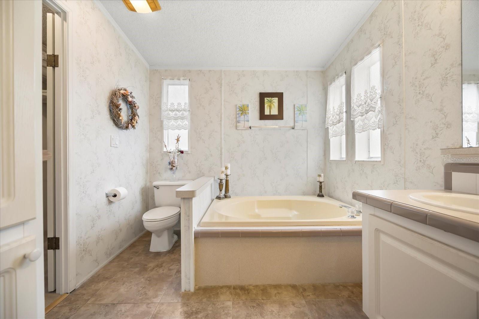 2632 LAKE GRASSMERE CIR #1854, ZELLWOOD, FL — photo 16