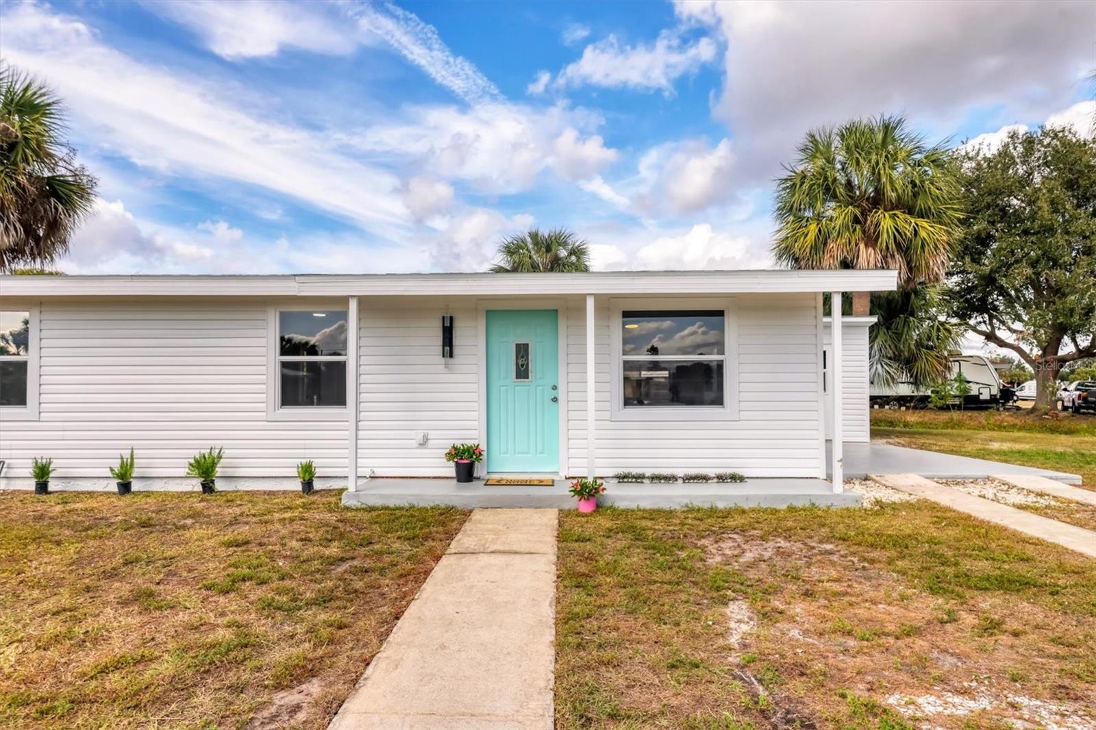 22152 LARAMORE AVE, PORT CHARLOTTE, FL