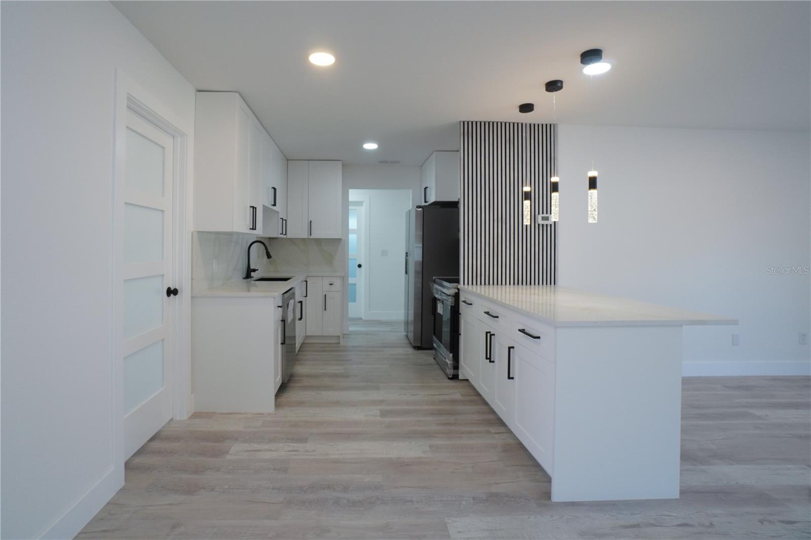 1461 ROYAL RD, VENICE, FL — photo 9