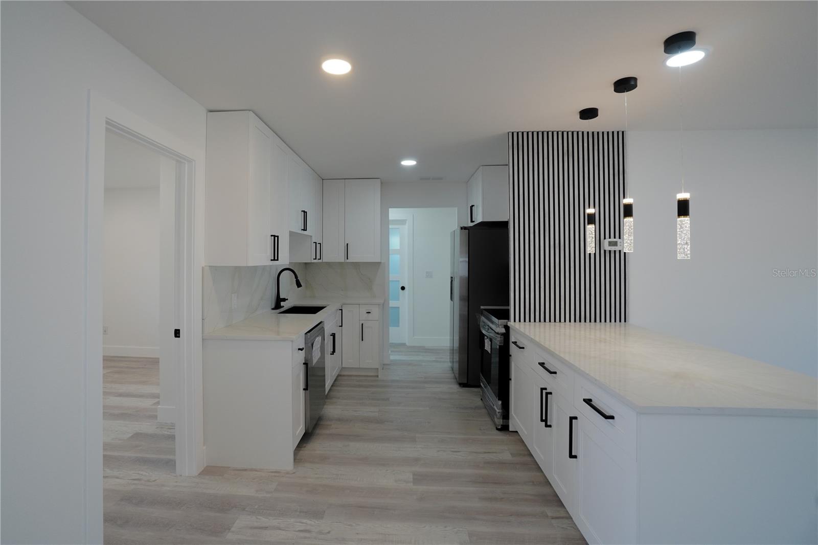 1461 ROYAL RD, VENICE, FL — photo 10