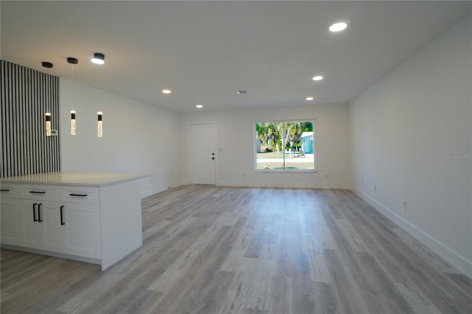 1461 ROYAL RD, VENICE, FL — photo 12