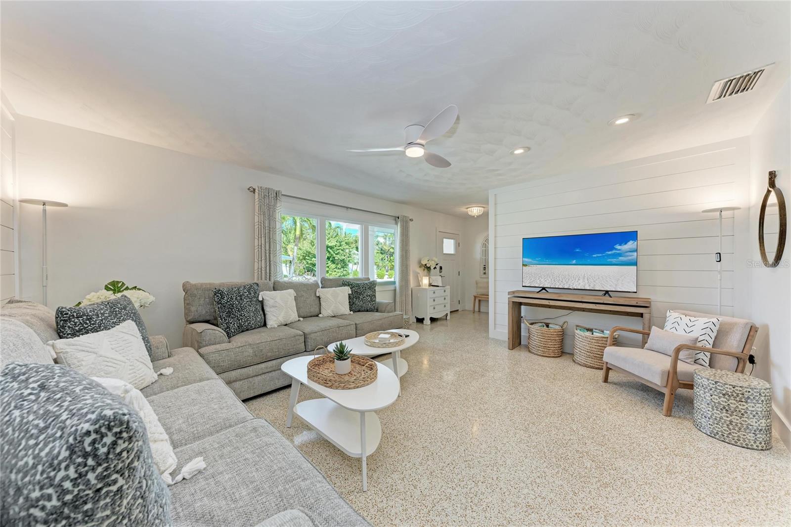 150 CRESCENT DR, ANNA MARIA, FL — photo 17