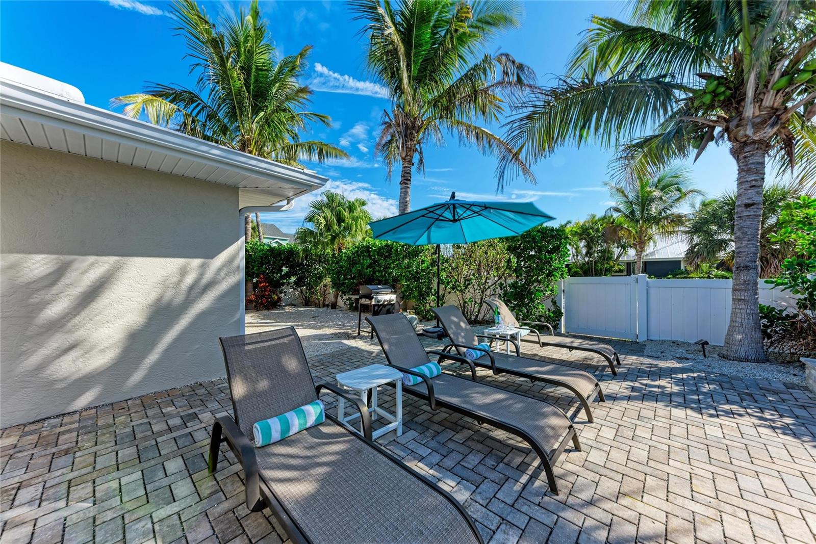 150 CRESCENT DR, ANNA MARIA, FL — photo 46