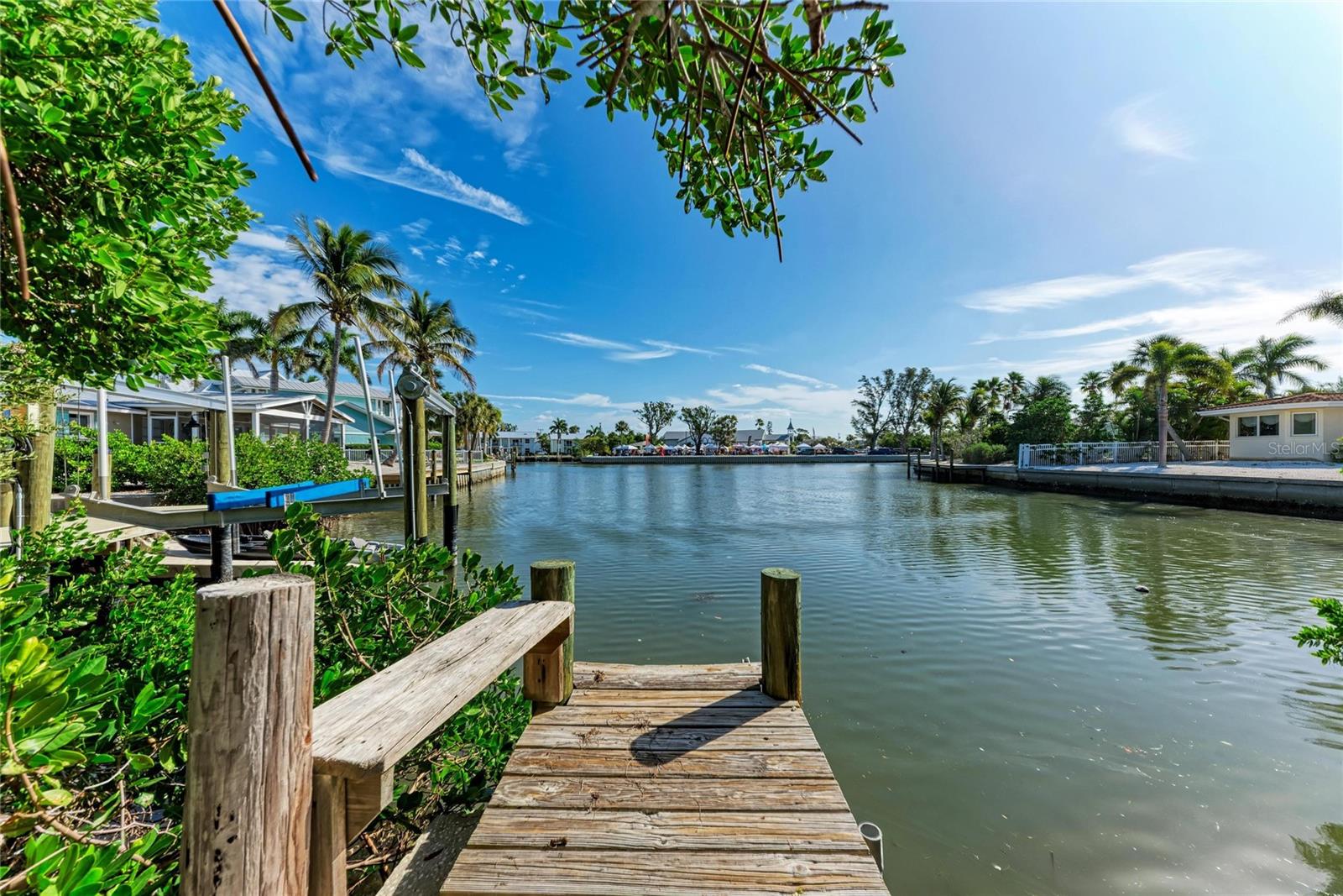 150 CRESCENT DR, ANNA MARIA, FL — photo 52