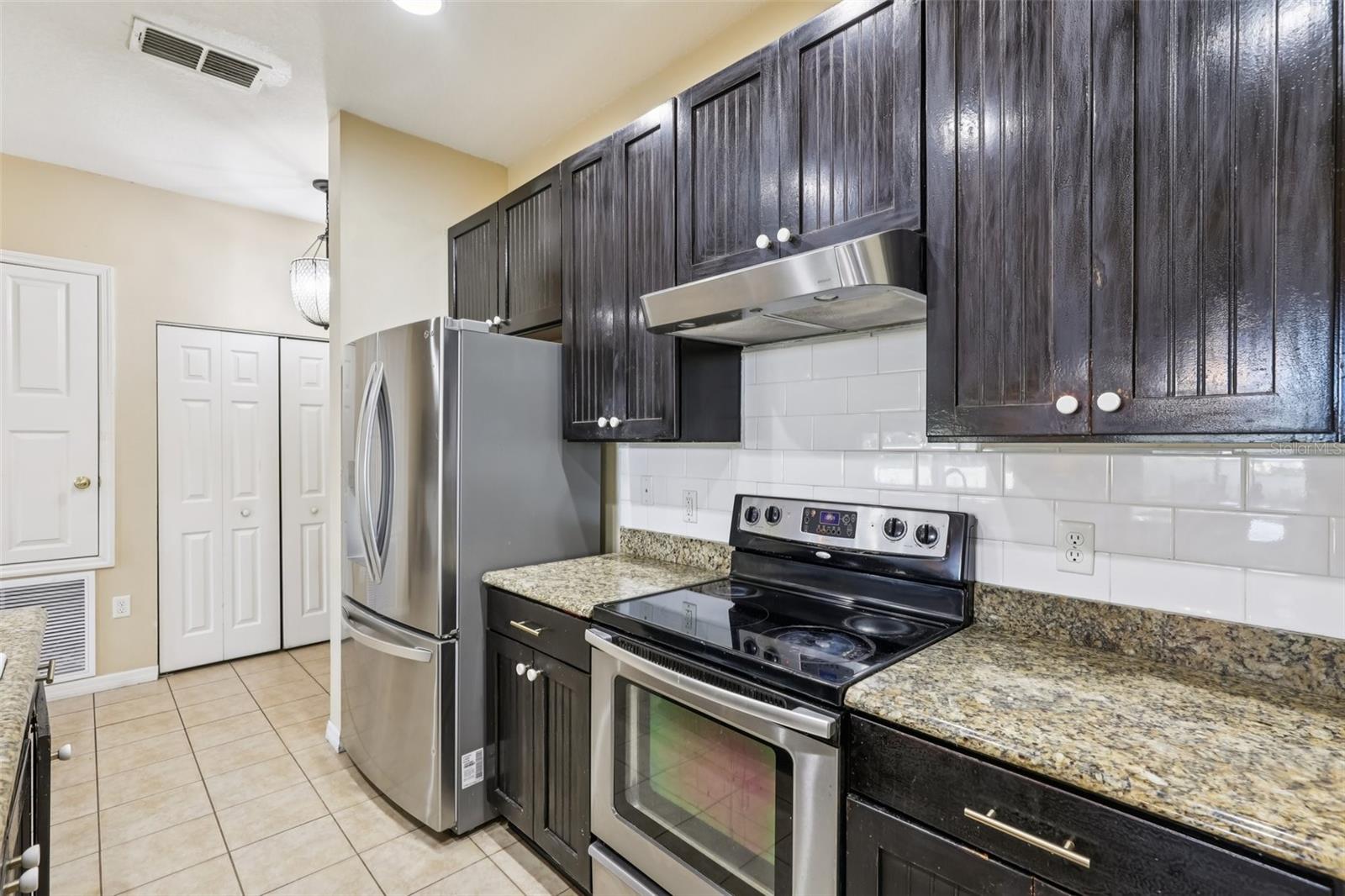 1689 STRATHMORE CIR, MOUNT DORA, FL — photo 19