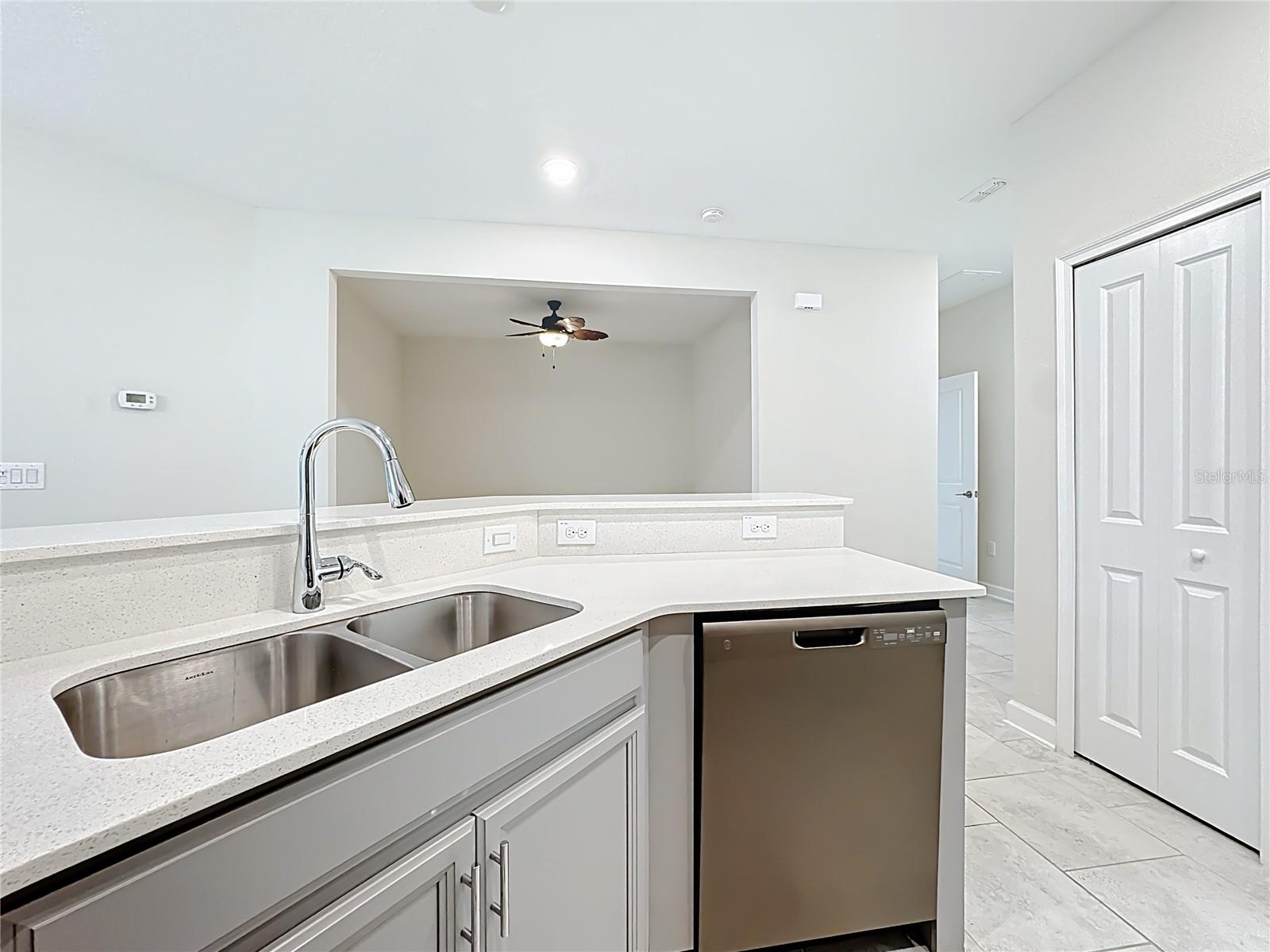 3557 BELLAND CIR #D, CLERMONT, FL — photo 17