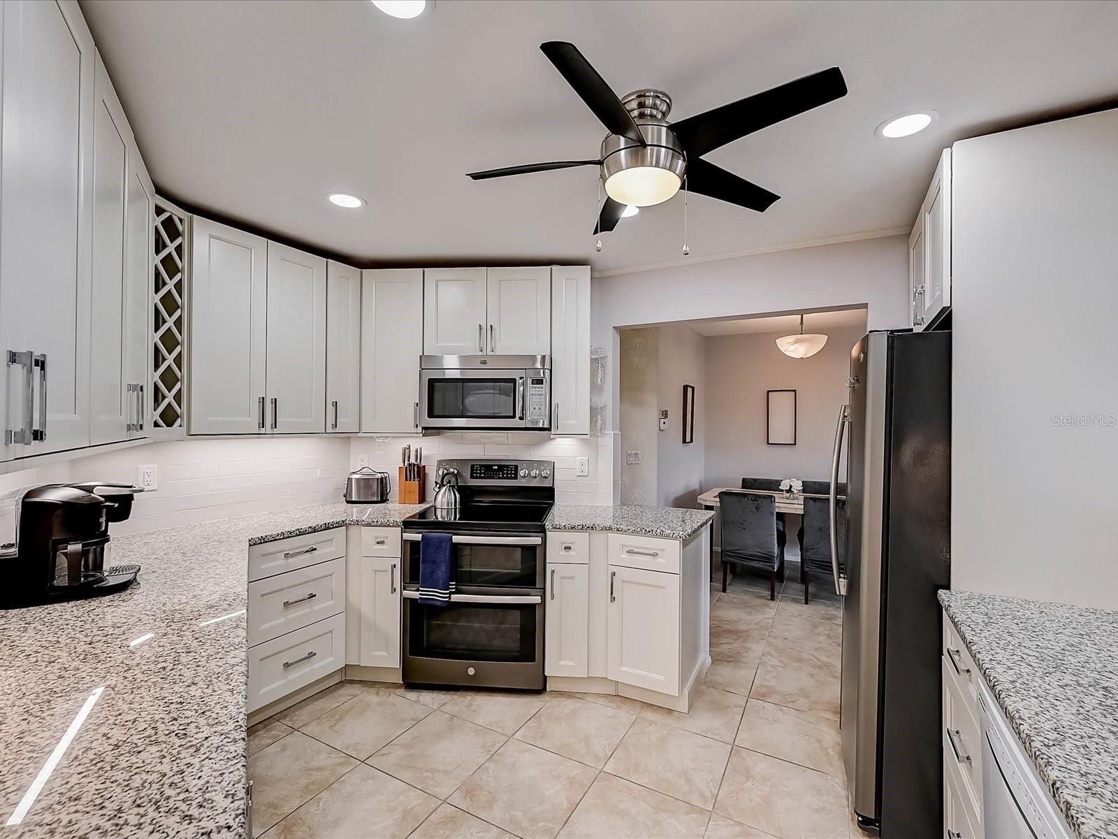 10 STONE MOUNTAIN BLVD, ENGLEWOOD, FL — photo 21