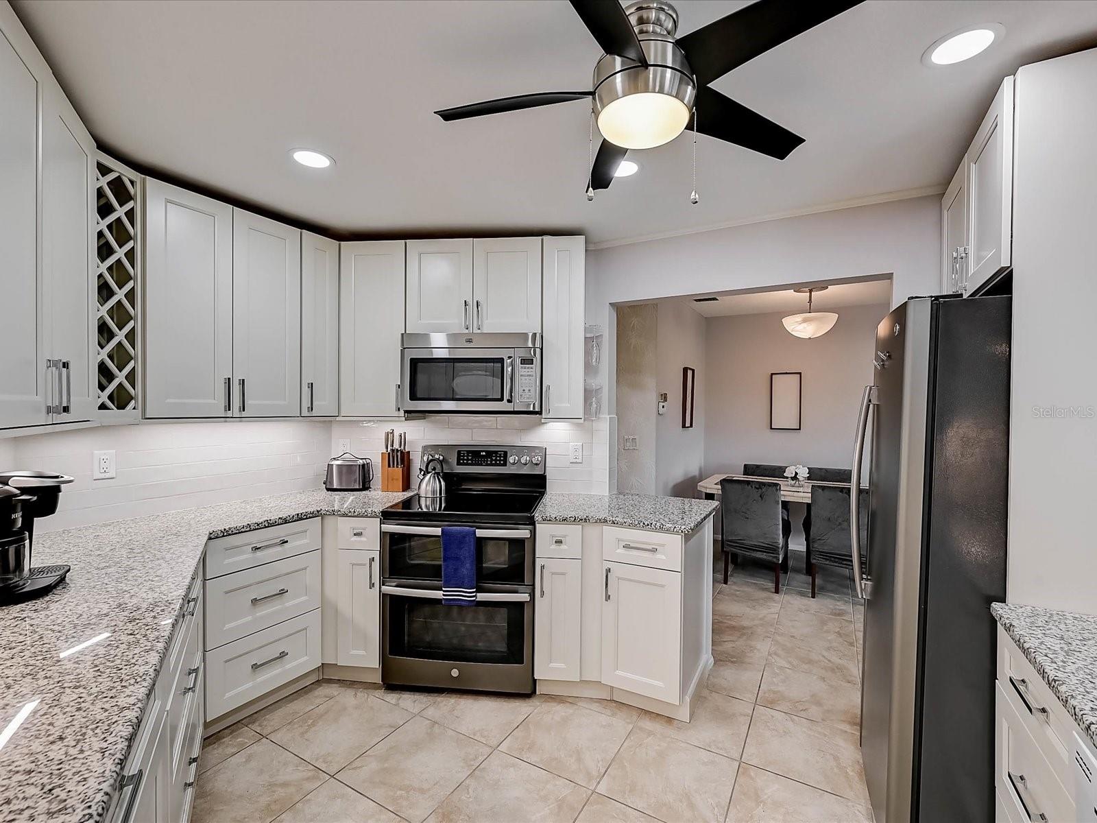 10 STONE MOUNTAIN BLVD, ENGLEWOOD, FL — photo 22