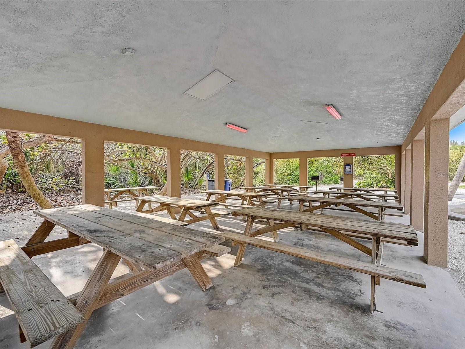 10 STONE MOUNTAIN BLVD, ENGLEWOOD, FL — photo 49