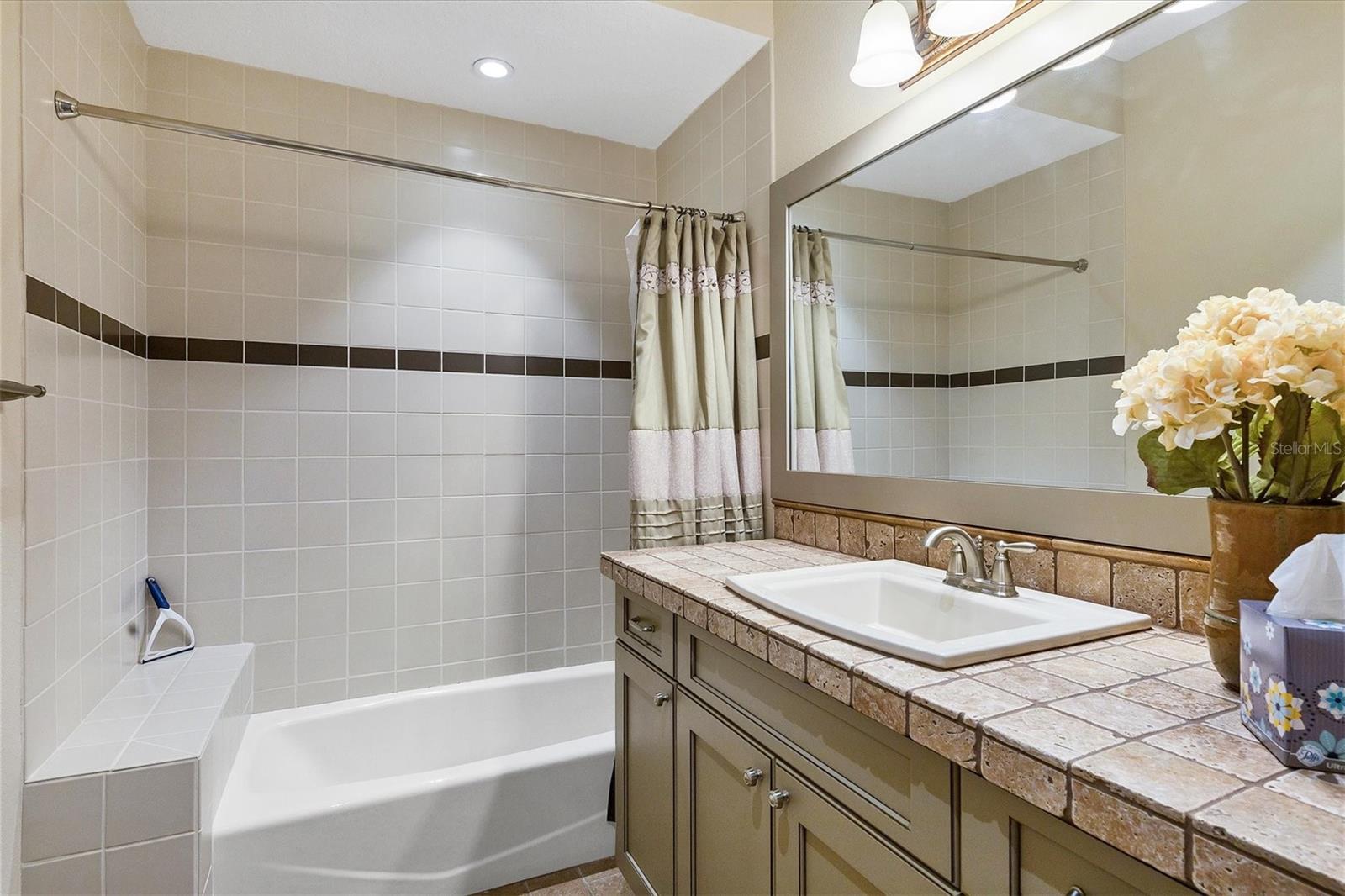 315 S SHORE DR, SARASOTA, FL — photo 48