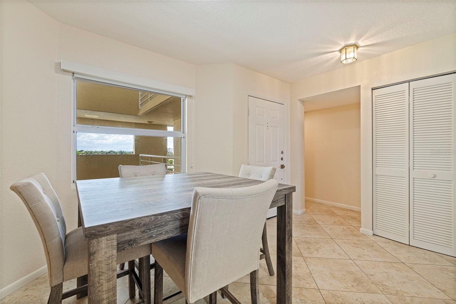 6105 BAHIA DEL MAR CIR #683, ST PETERSBURG, FL — photo 8