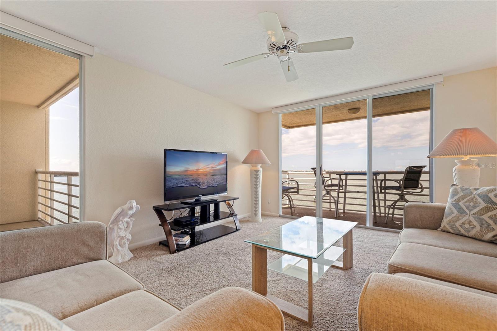 6105 BAHIA DEL MAR CIR #683, ST PETERSBURG, FL — photo 10