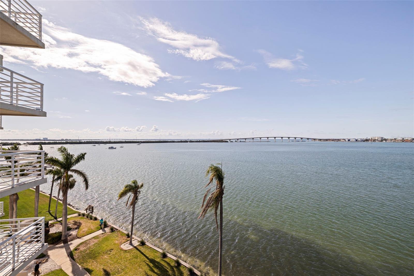 6105 BAHIA DEL MAR CIR #683, ST PETERSBURG, FL — photo 22