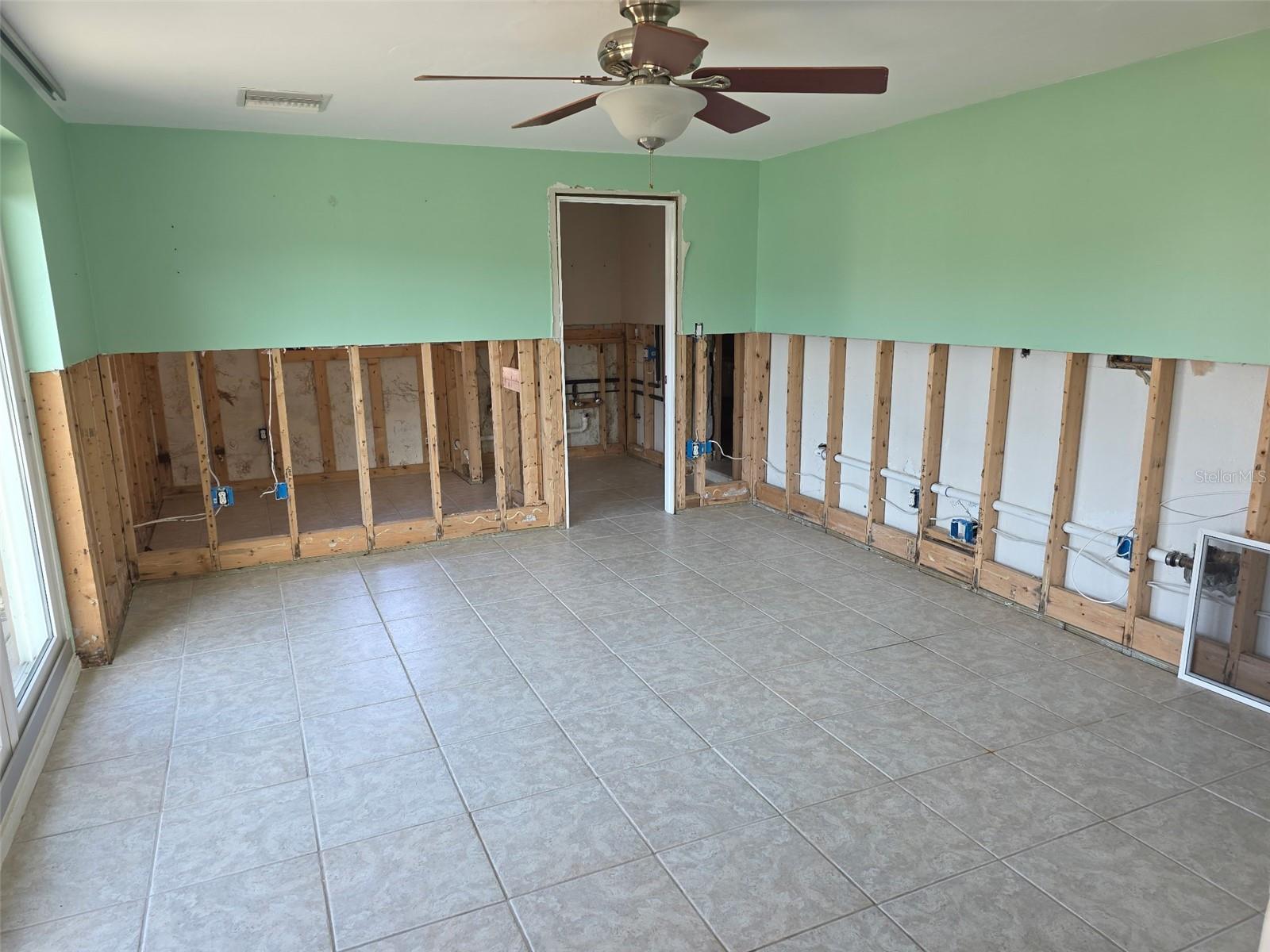 12200 4TH ST E, TREASURE ISLAND, FL — photo 6