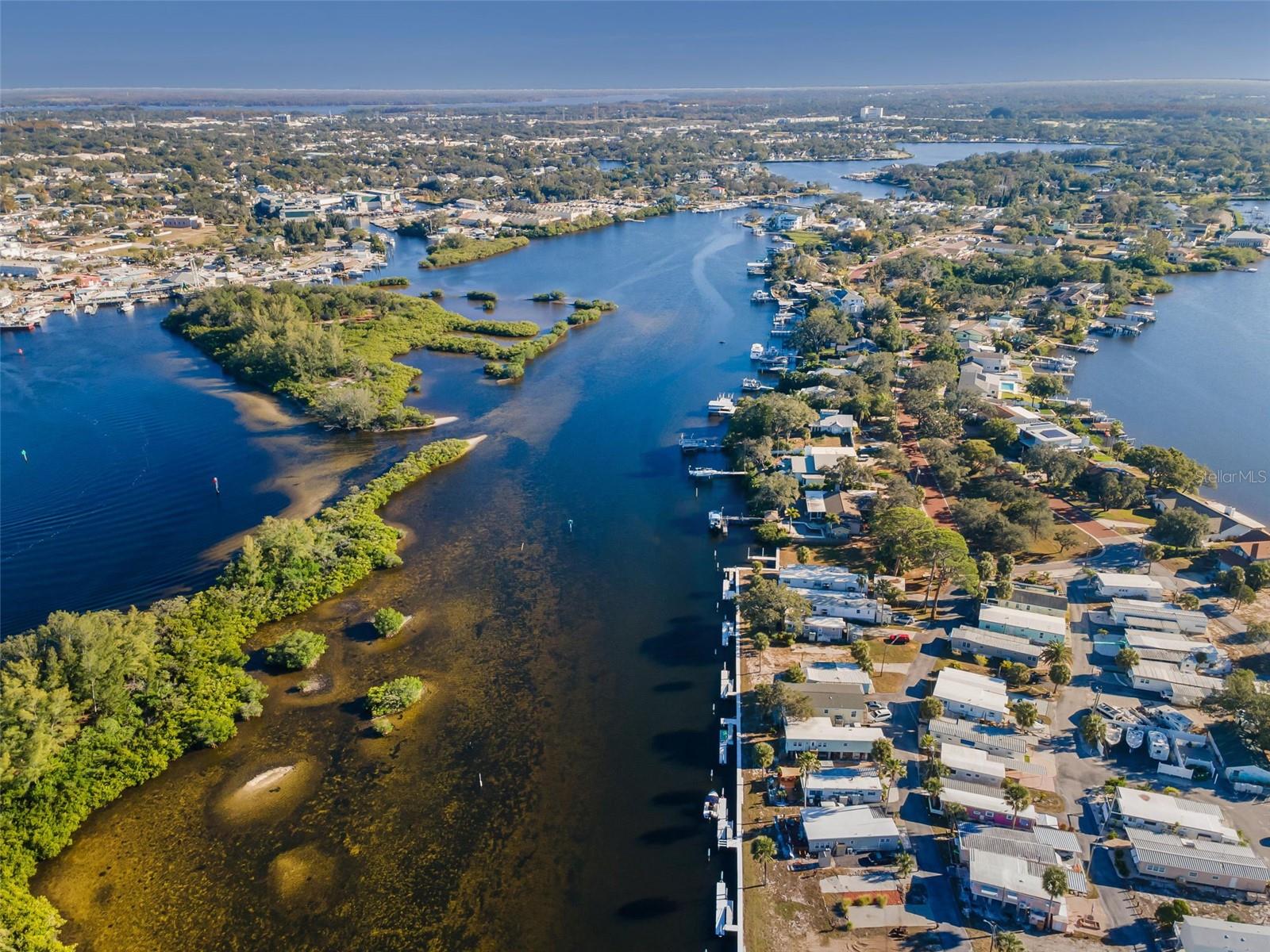800 CHESAPEAKE DR #12, TARPON SPRINGS, FL — photo 52