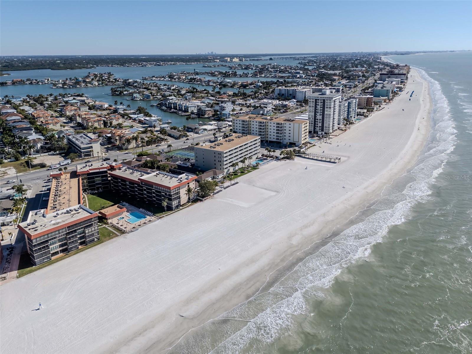 17580 GULF BLVD #403, REDINGTON SHORES, FL — photo 23