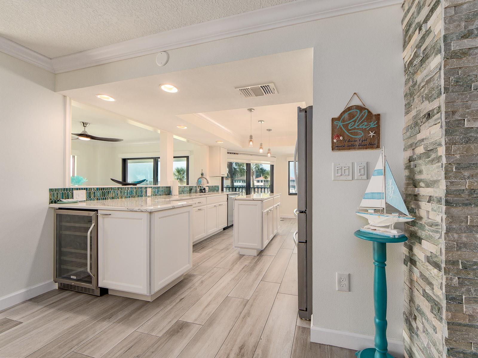 240 SAND KEY ESTATES DR #216, CLEARWATER BEACH, FL — photo 12