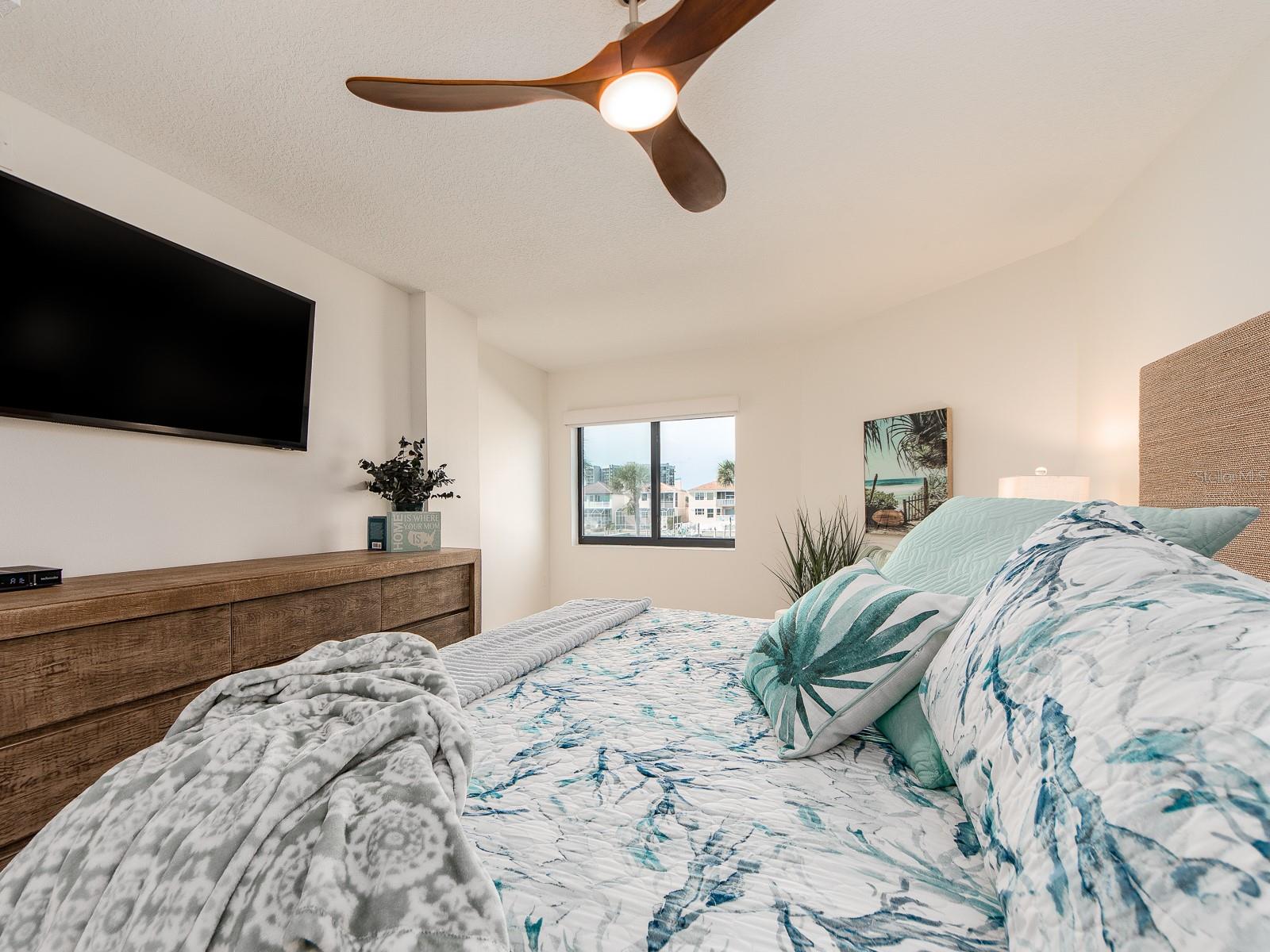 240 SAND KEY ESTATES DR #216, CLEARWATER BEACH, FL — photo 18