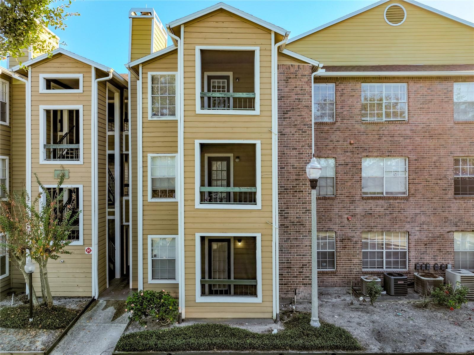 4301 LIZSHIRE LN #107, ORLANDO, FL — photo 2