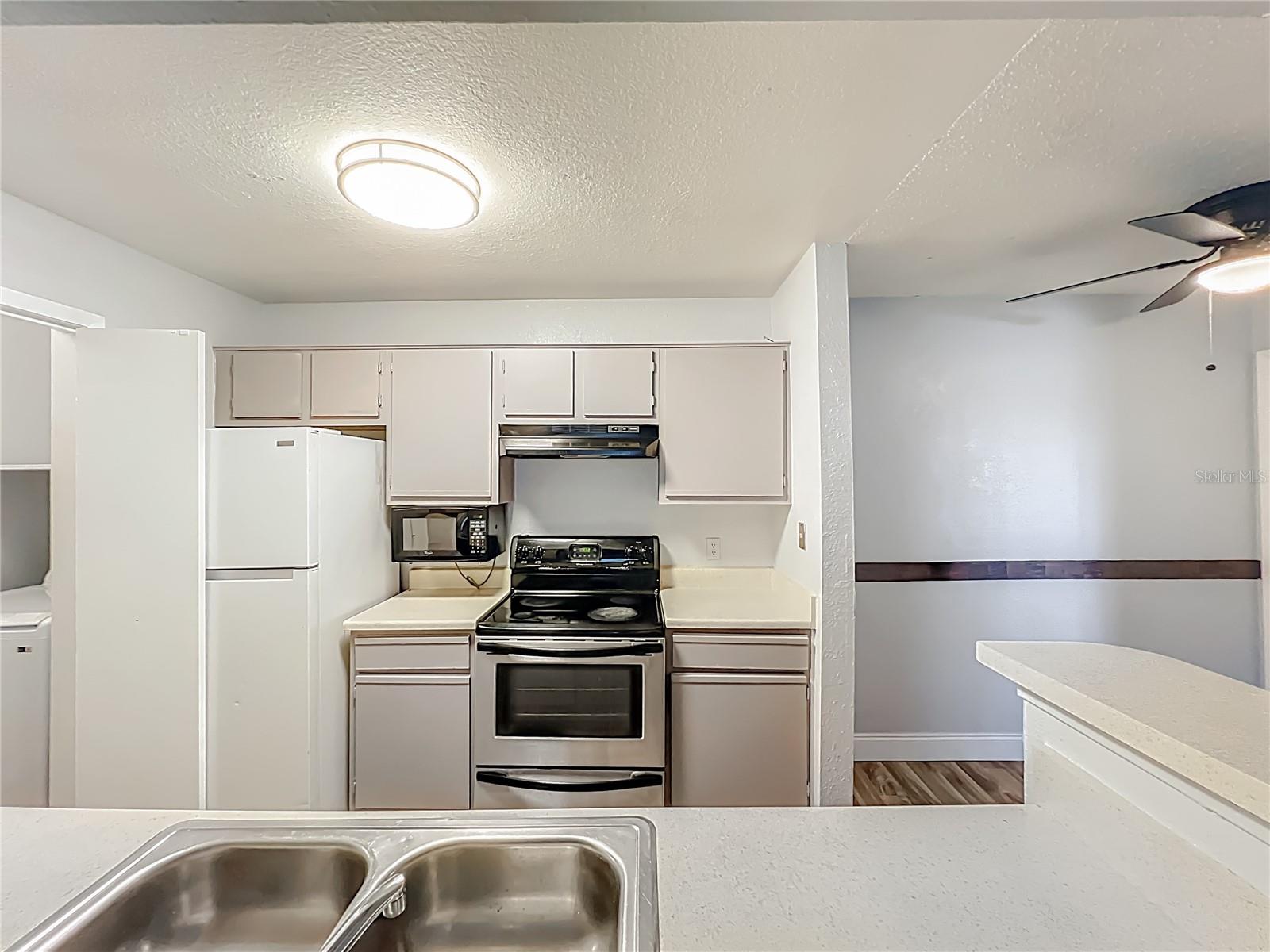 4301 LIZSHIRE LN #107, ORLANDO, FL — photo 21