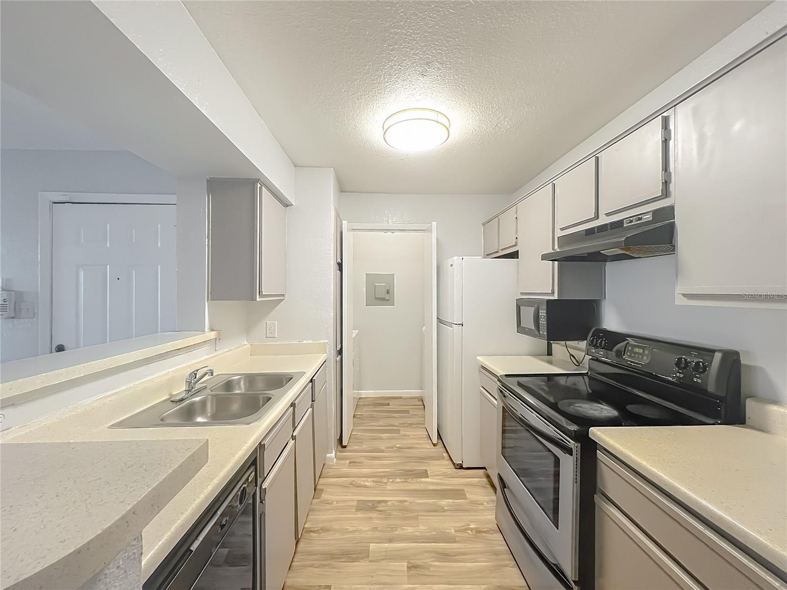 4301 LIZSHIRE LN #107, ORLANDO, FL — photo 23