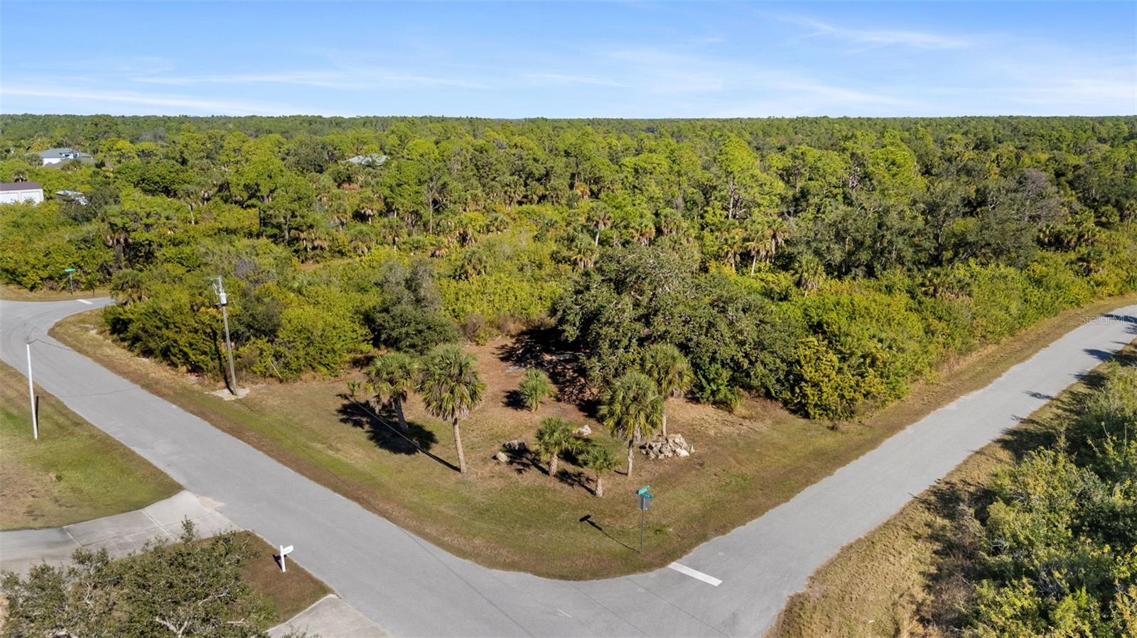 1335 CAPTAN TER, PORT CHARLOTTE, FL — photo 3