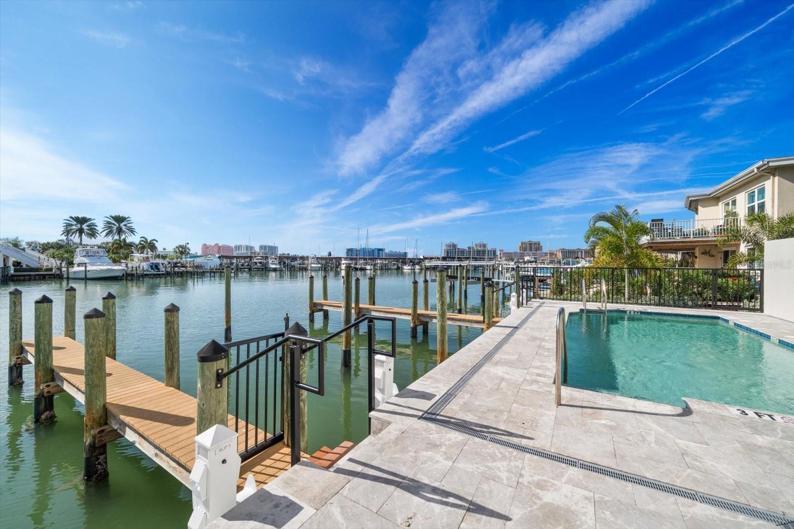 211 DOLPHIN PT #301, CLEARWATER, FL — photo 33