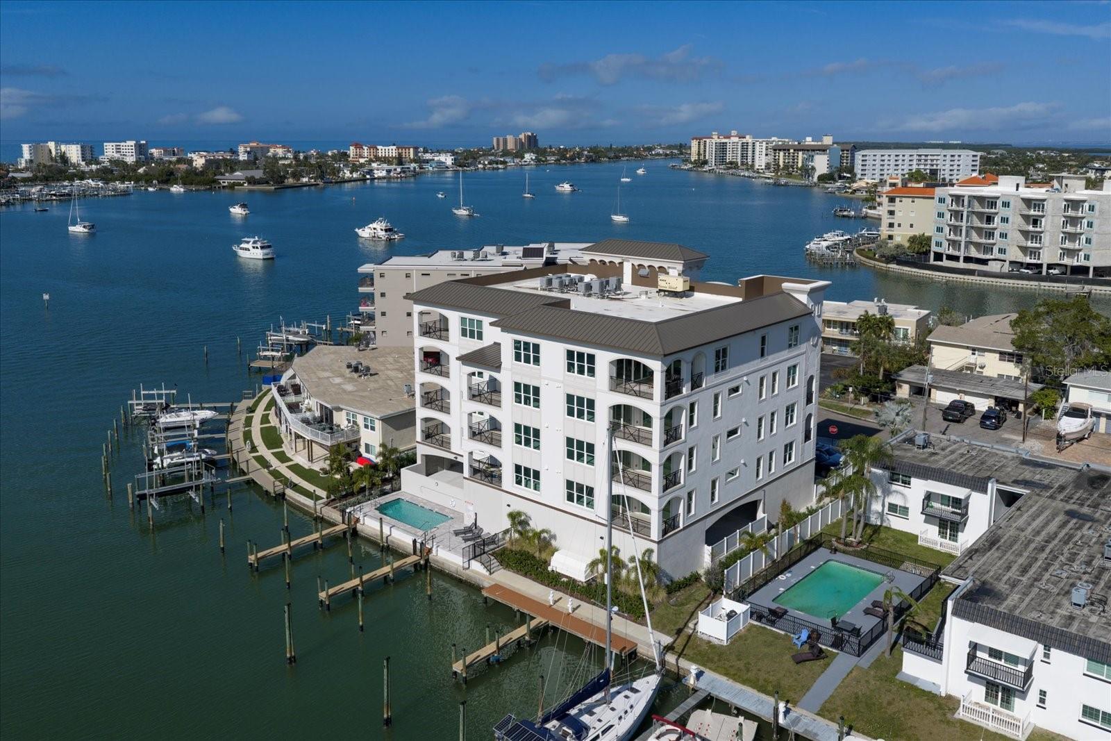 211 DOLPHIN PT #301, CLEARWATER, FL — photo 35