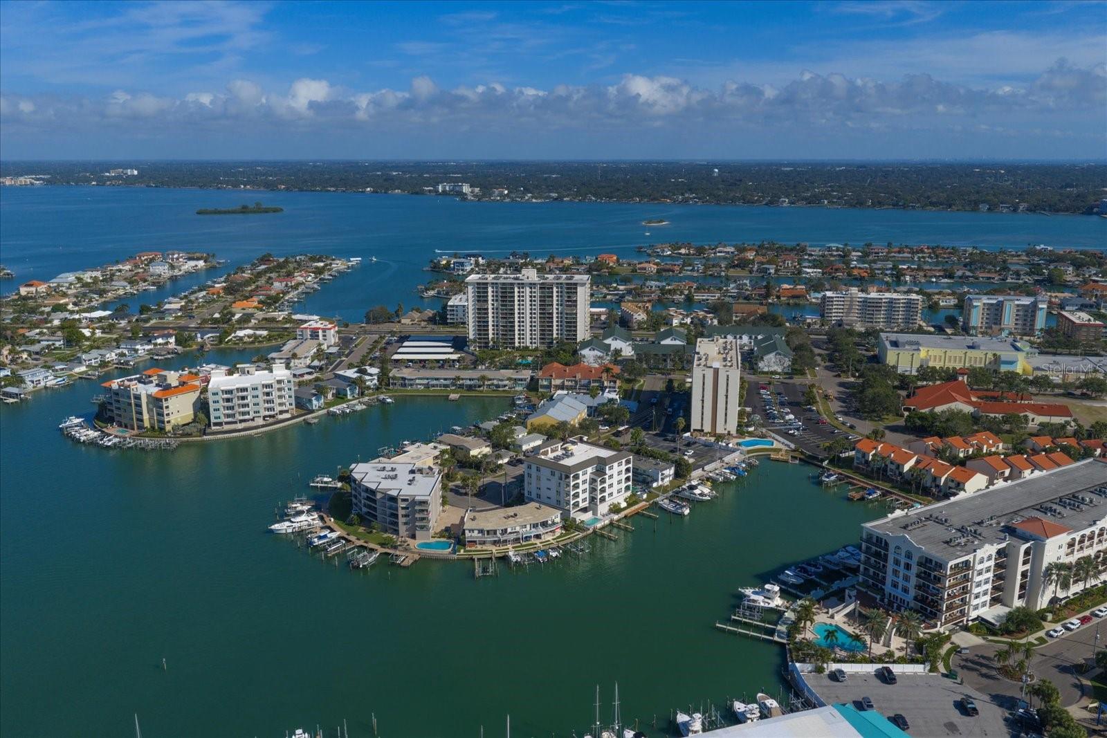 211 DOLPHIN PT #301, CLEARWATER, FL — photo 37