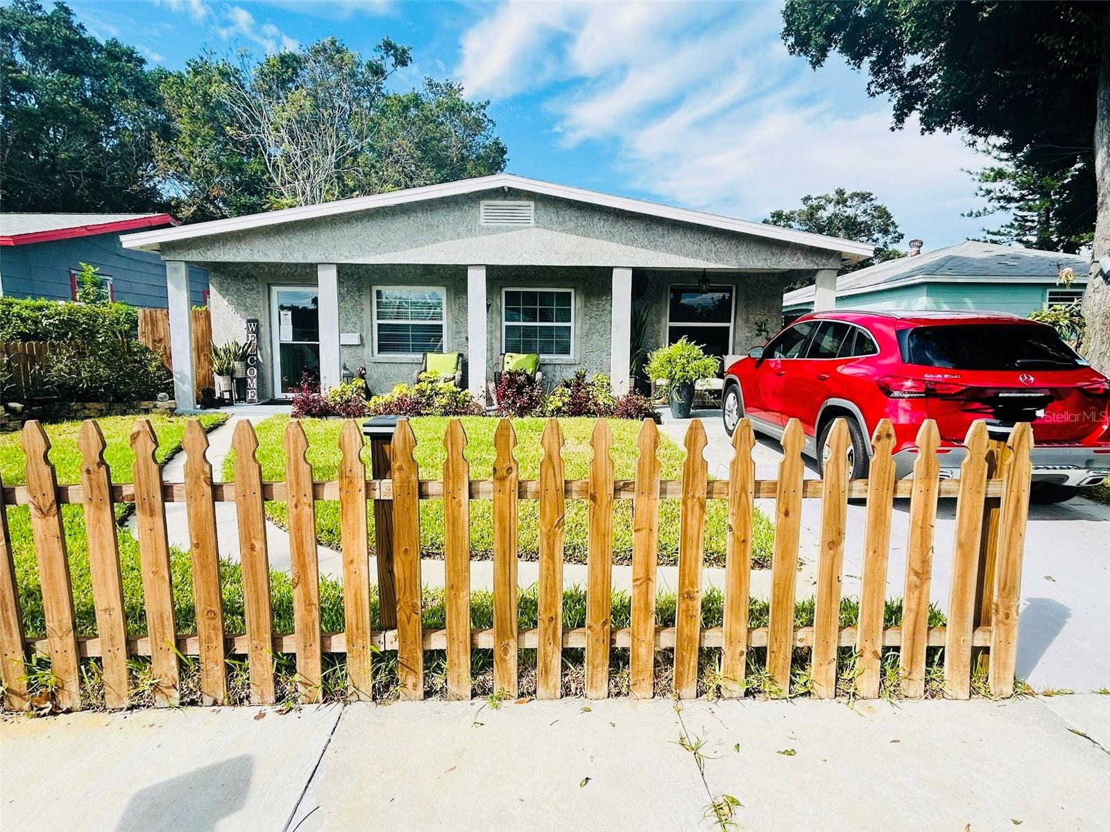 4611 14TH AVE S, ST PETERSBURG, FL — photo 2