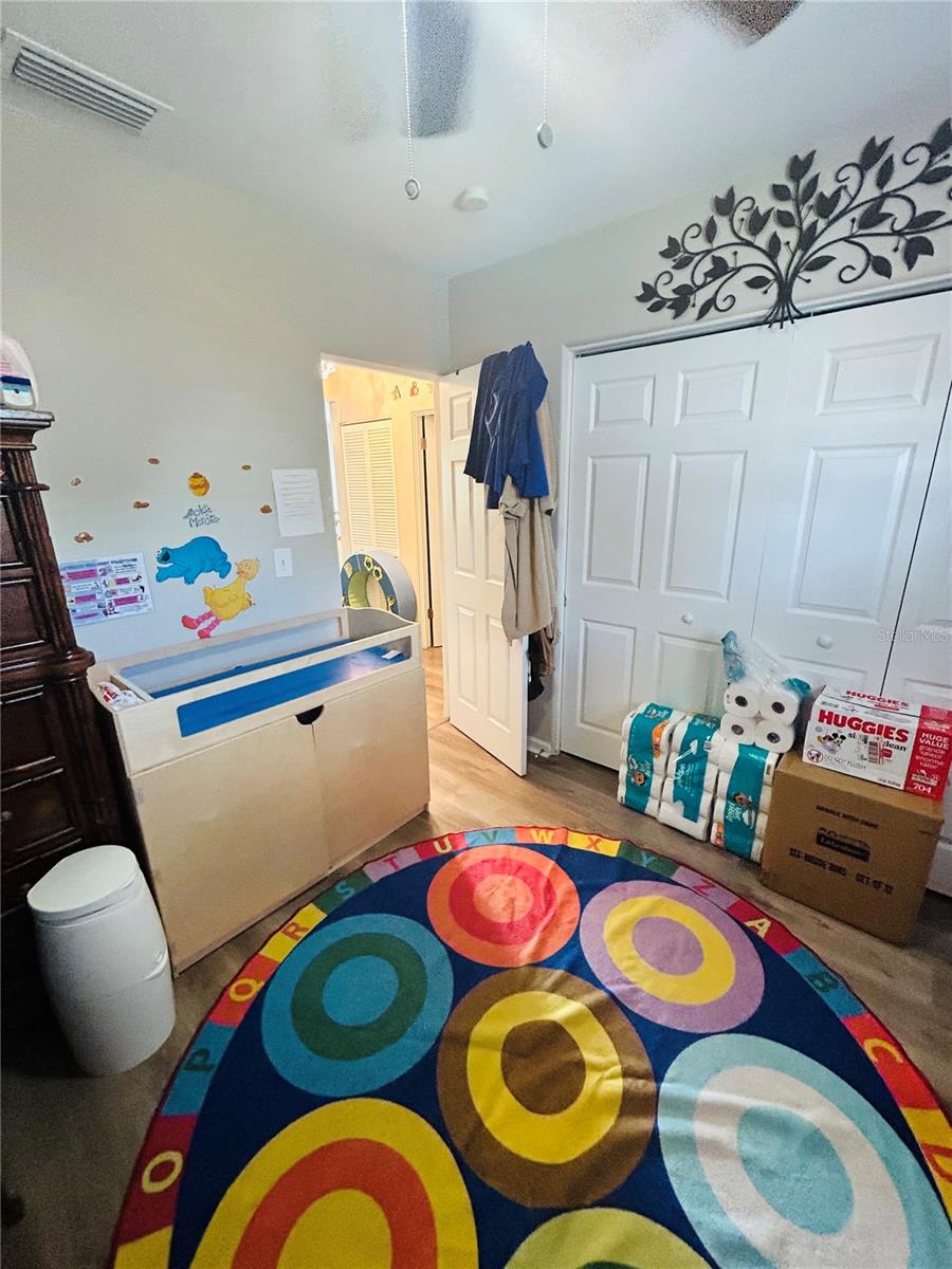 4611 14TH AVE S, ST PETERSBURG, FL — photo 15