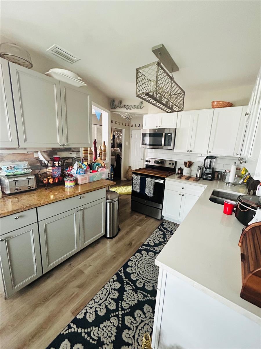 4611 14TH AVE S, ST PETERSBURG, FL — photo 21