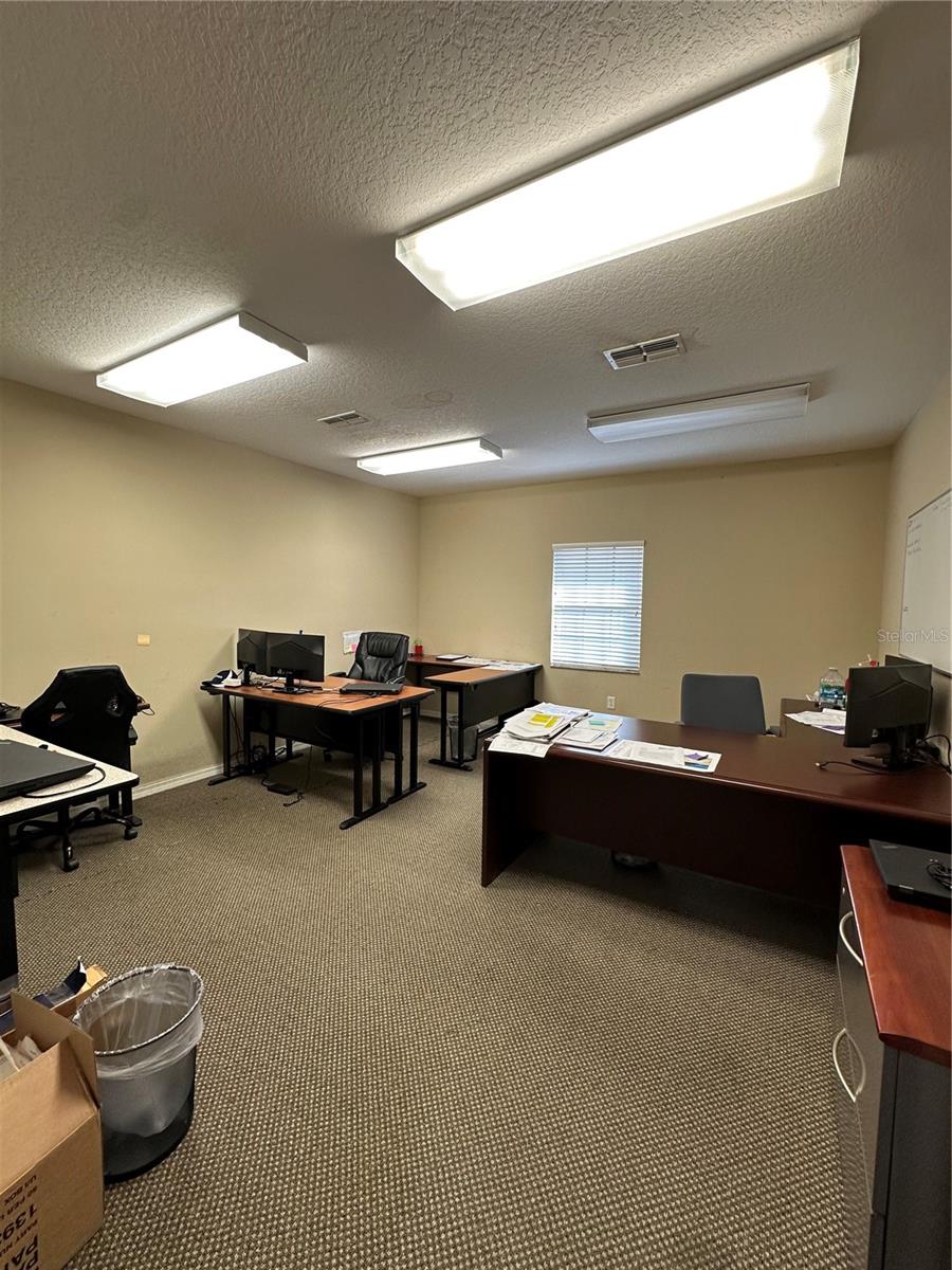8345 GUNN HWY, TAMPA, FL — photo 17
