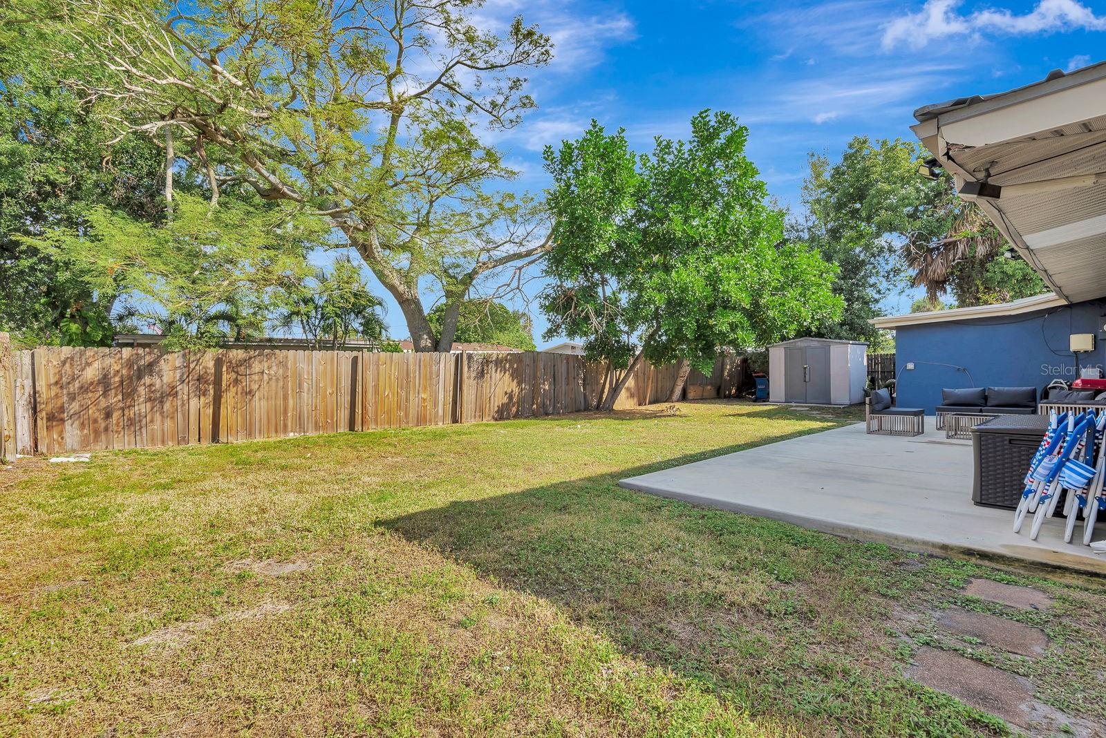2127 LEE LN, SARASOTA, FL — photo 33