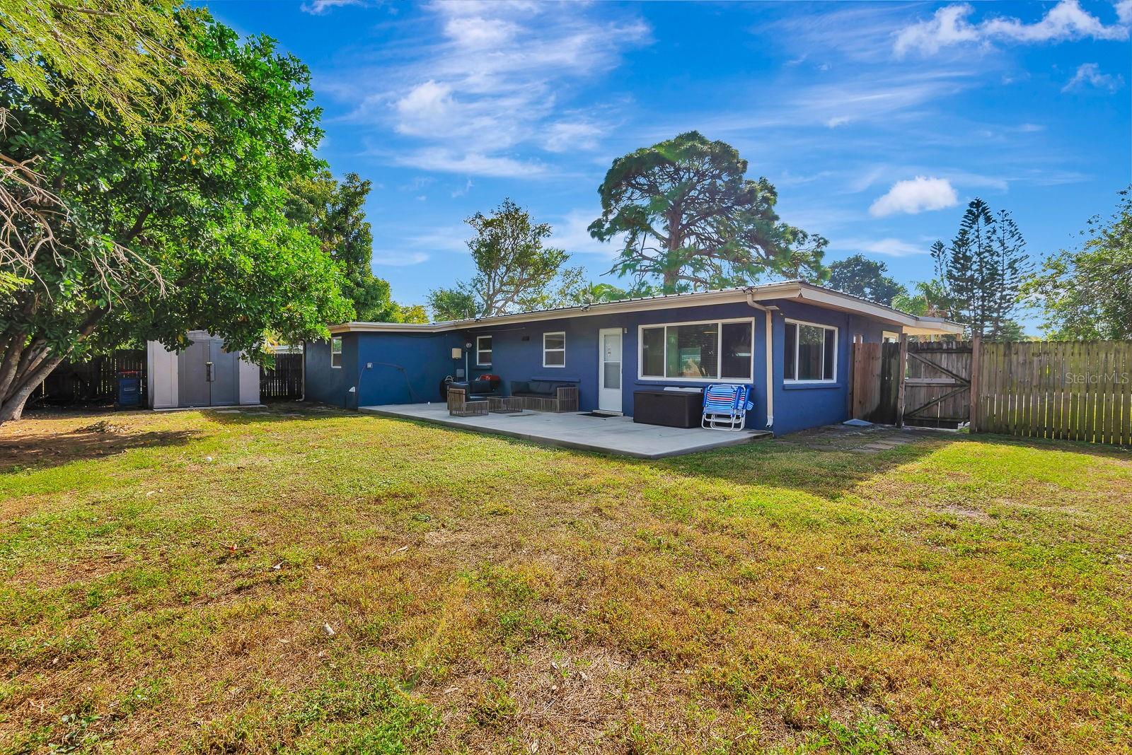 2127 LEE LN, SARASOTA, FL — photo 34