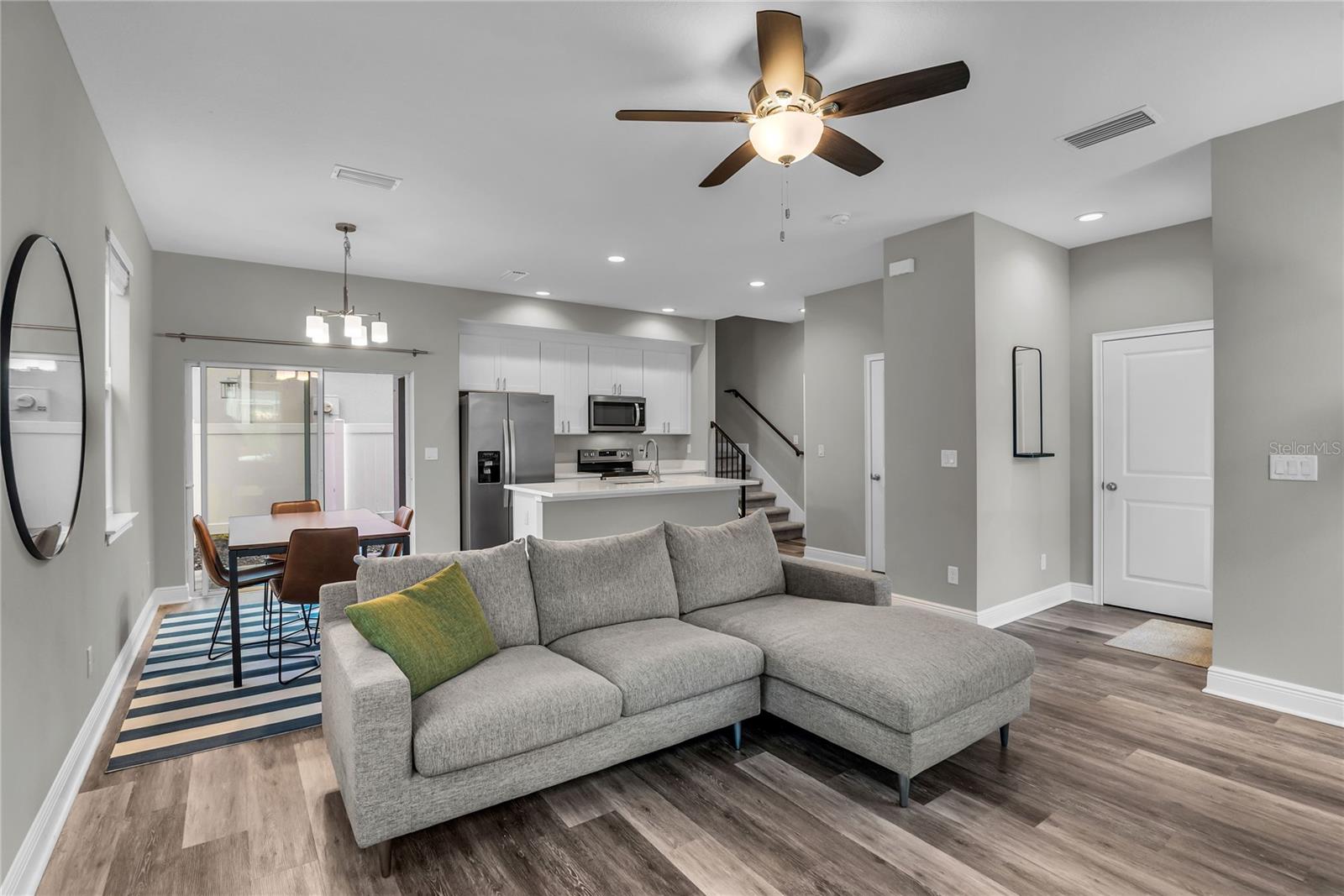 1217 E MURIEL ST, ORLANDO, FL — photo 2