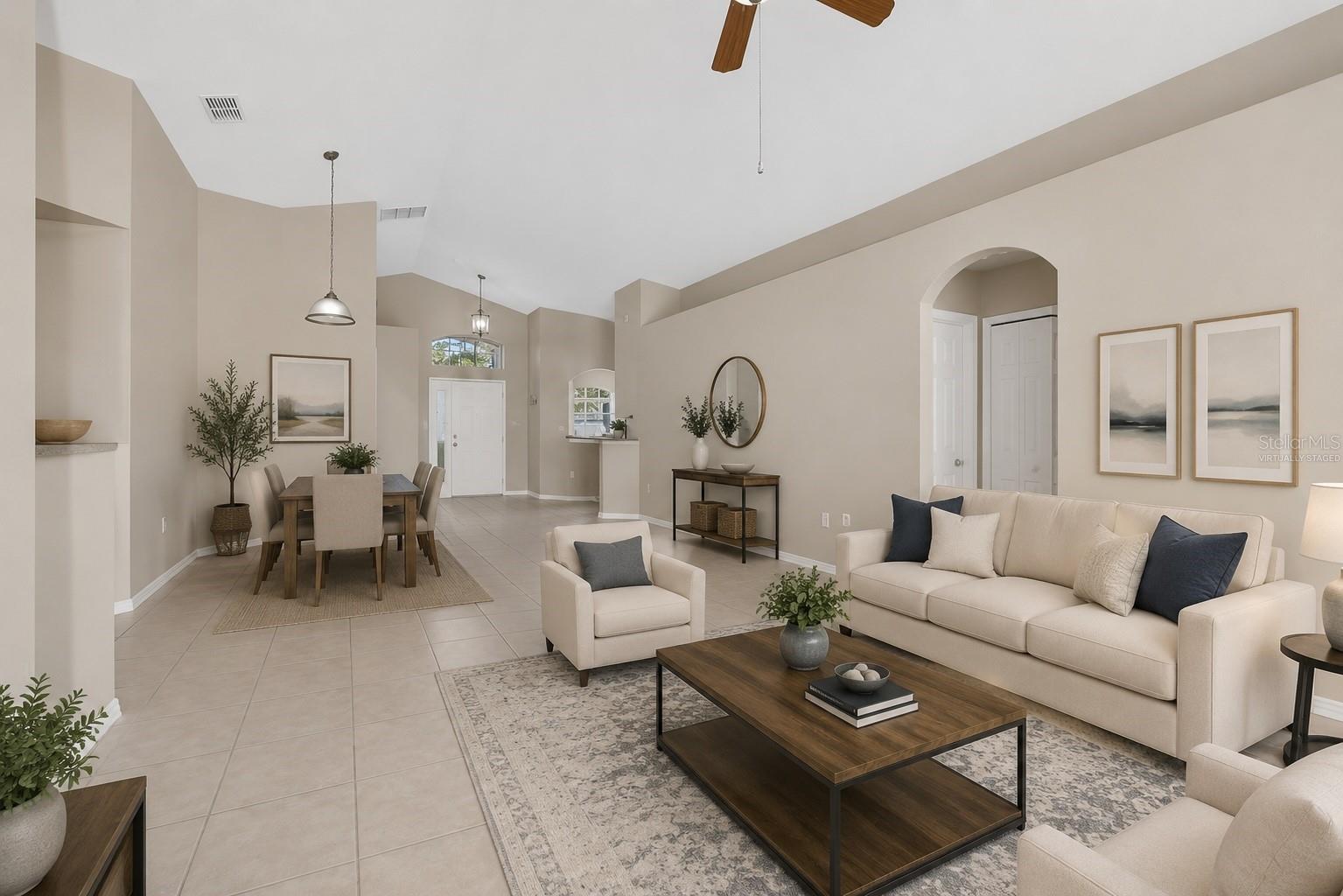 348 SIR PHILLIPS DR, DAVENPORT, FL — photo 2